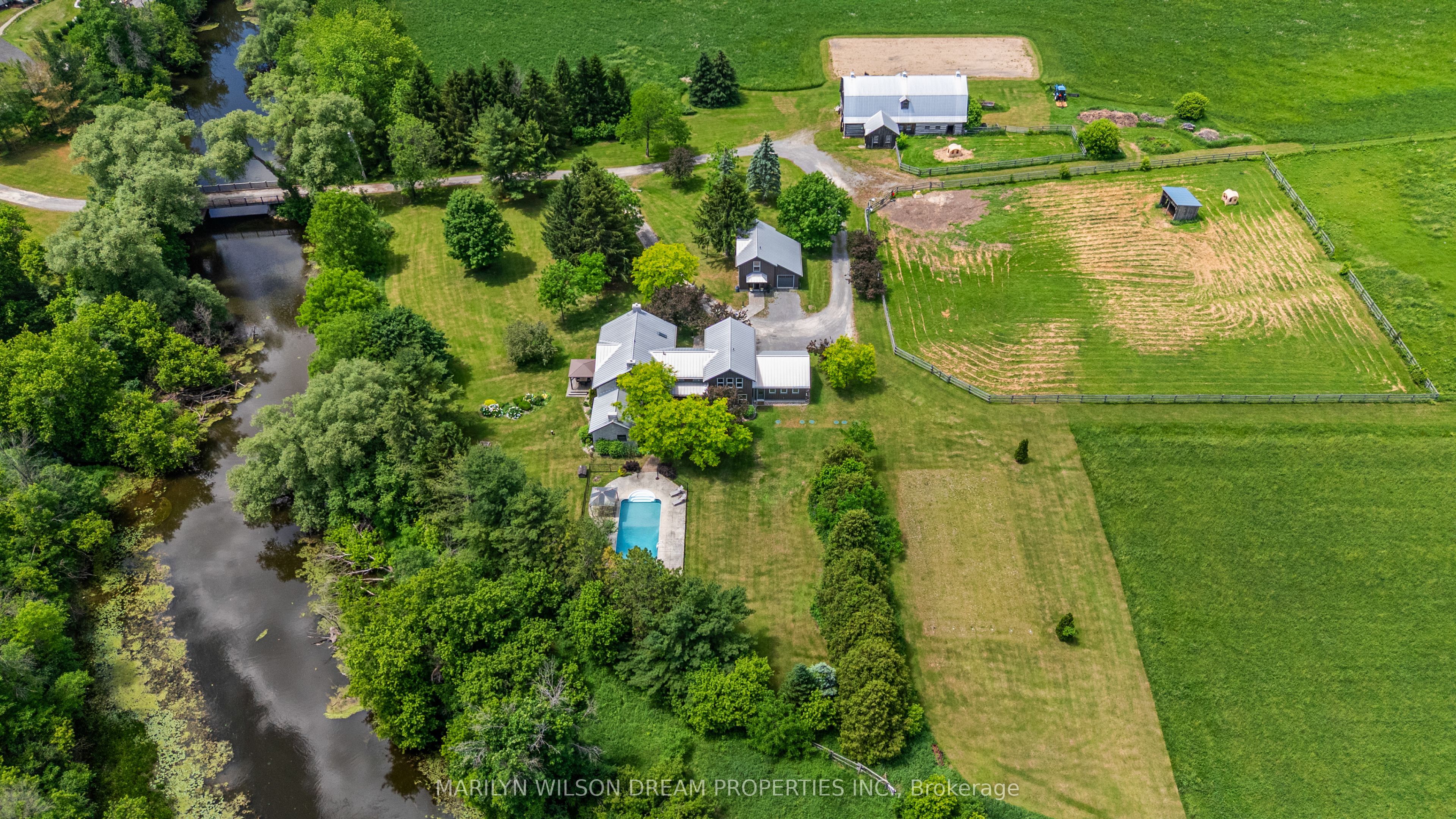 3856 Loggers Way, Carp - Dunrobin - Huntley - Fitzroy and Area, ON K0A 2H0 photo 3