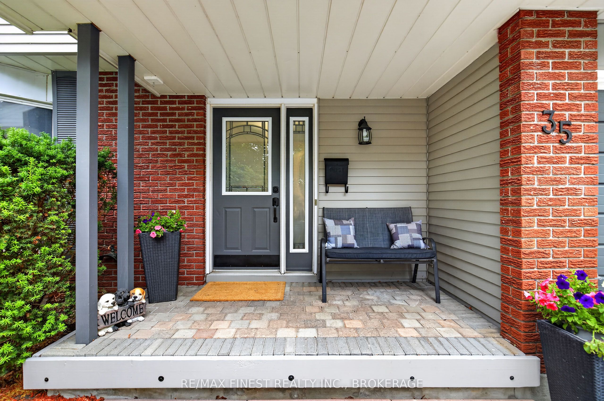 35 Keller Drive, Belleville, ON K8P 4B3 photo 4