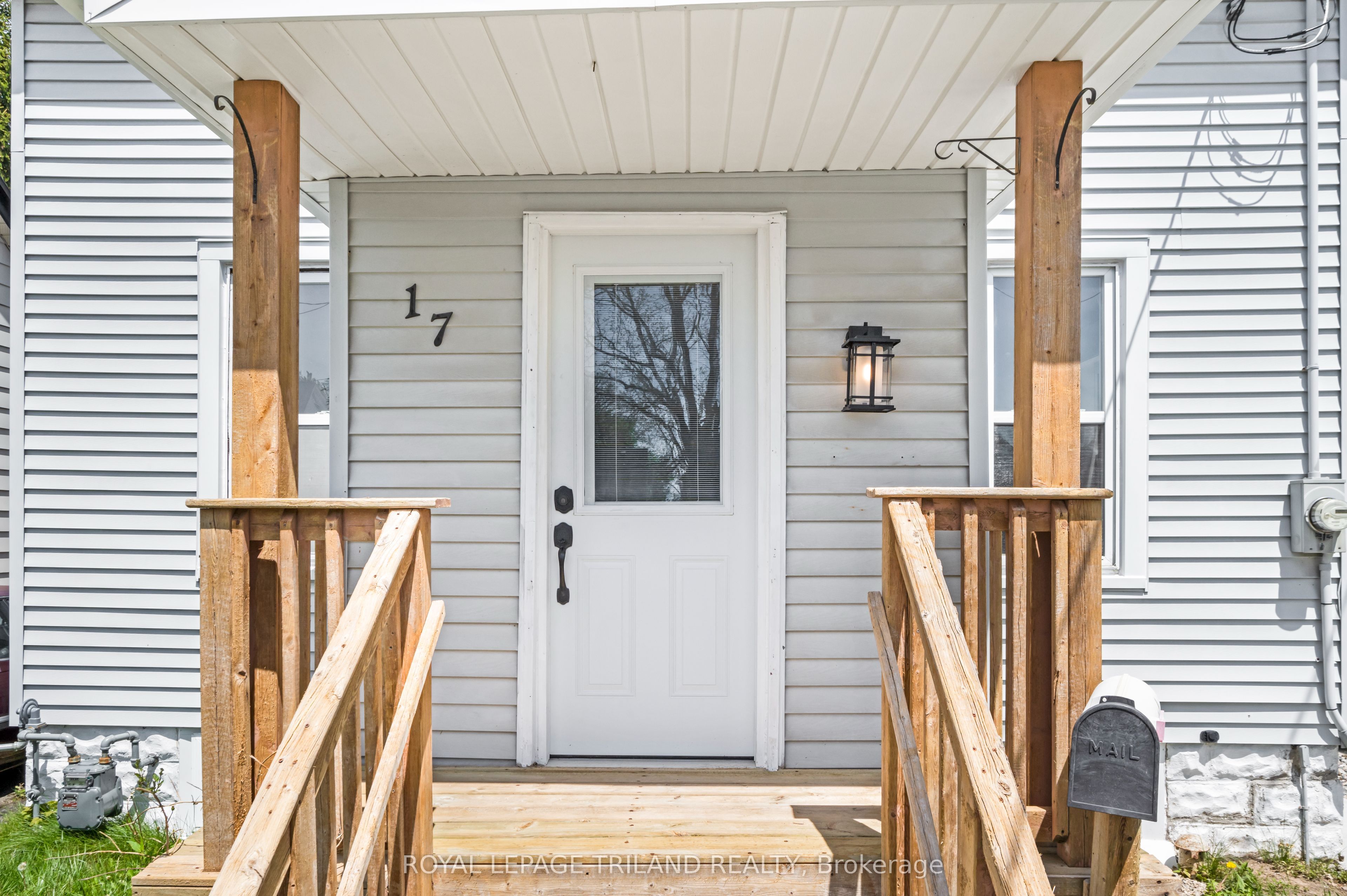 17 TRAFALGAR Street, St. Thomas, ON N5P 1P1 photo 4