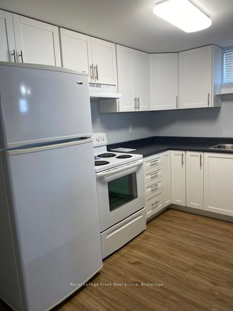 793 Crawford Drive, Peterborough, ON K9J 3W9 photo 4