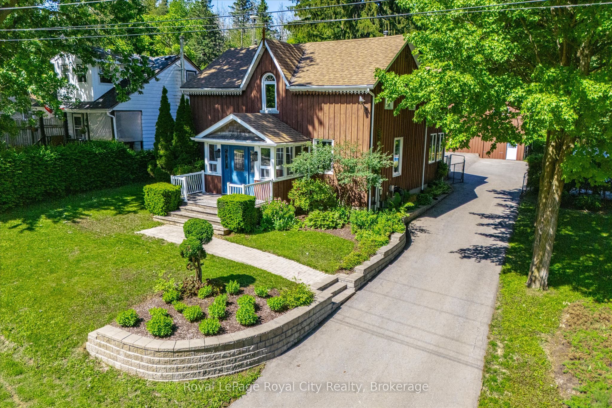 33 North Broadway Street, Centre Wellington, ON N0B 1J0 photo 3