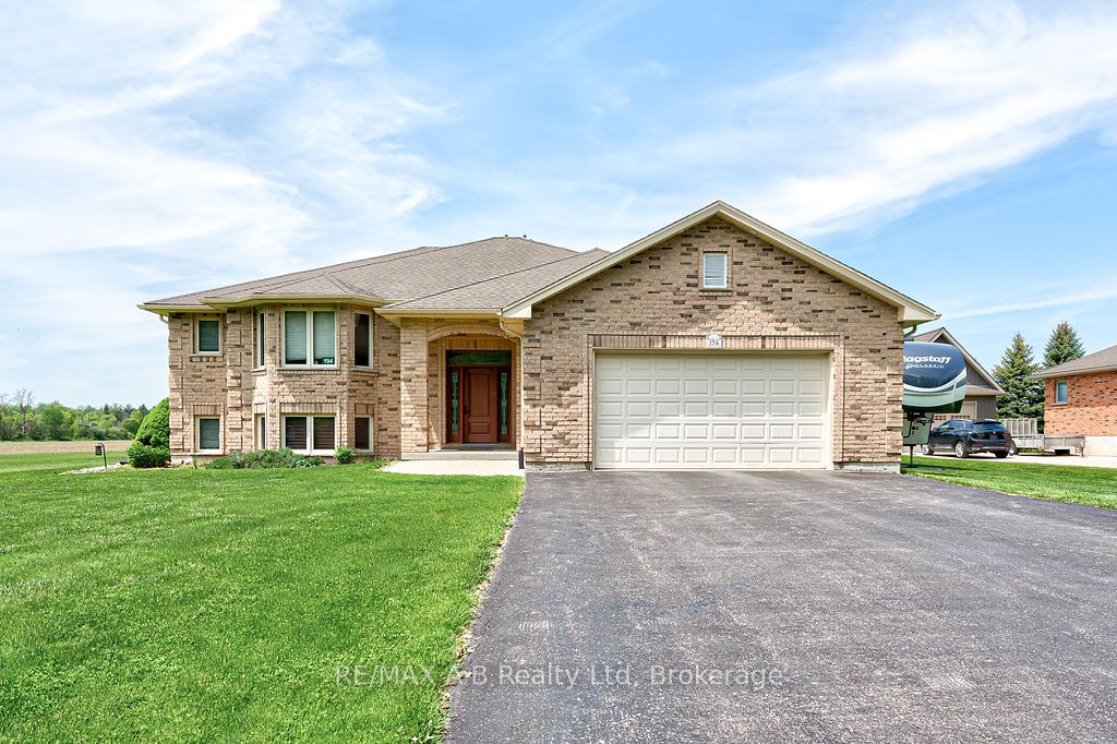 194 Station Road, Perth South, ON N0K 1X0 photo 2