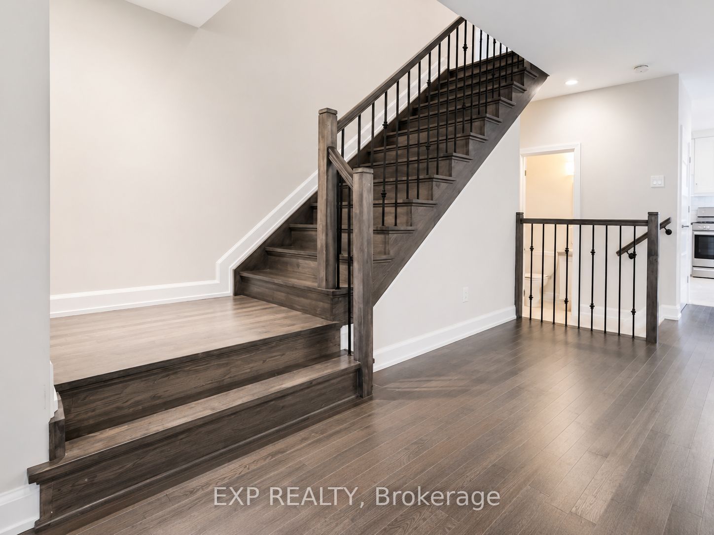 528 LUCENT Street, Russell, ON K4R 0G3 photo 3