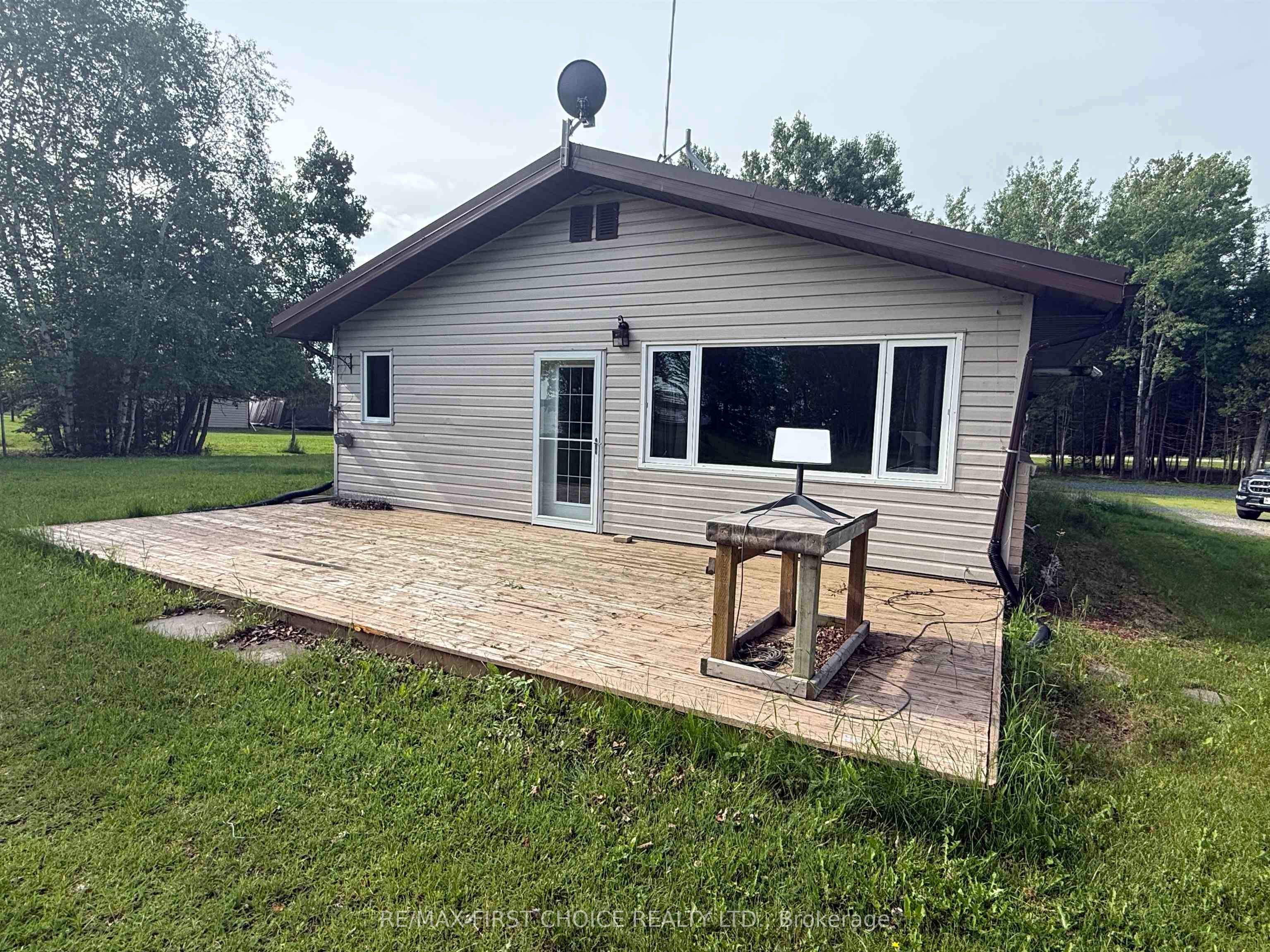 849 McIntyre Drive, Kenora Remote Area, ON P8N 2Y5 photo 2