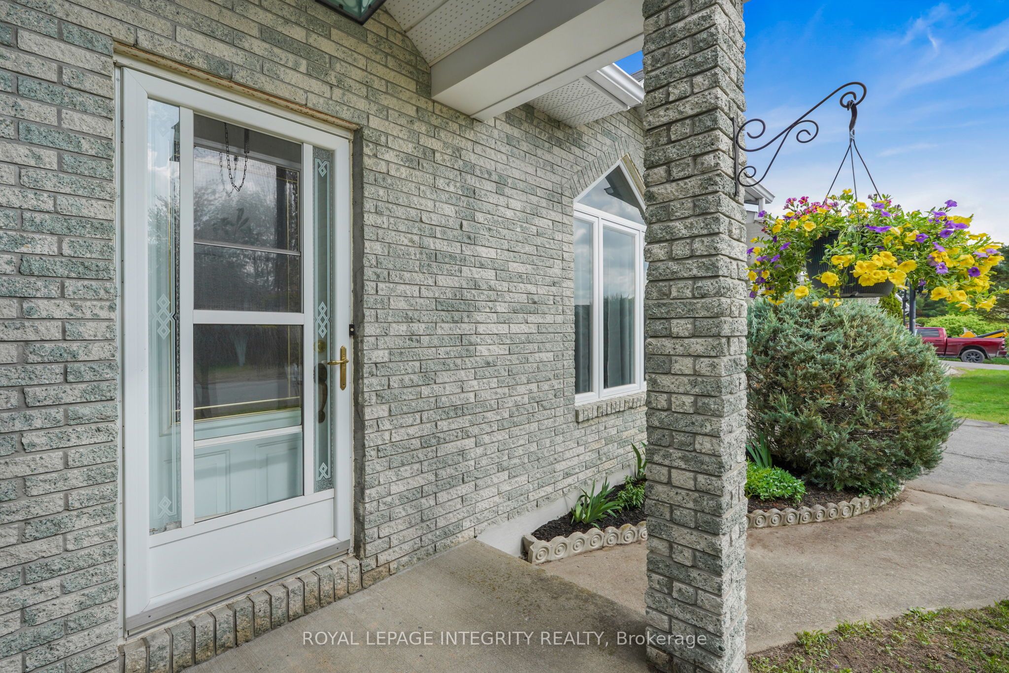 84 Lalande Crescent, Alfred and Plantagenet, ON K0B 1A0 photo 2