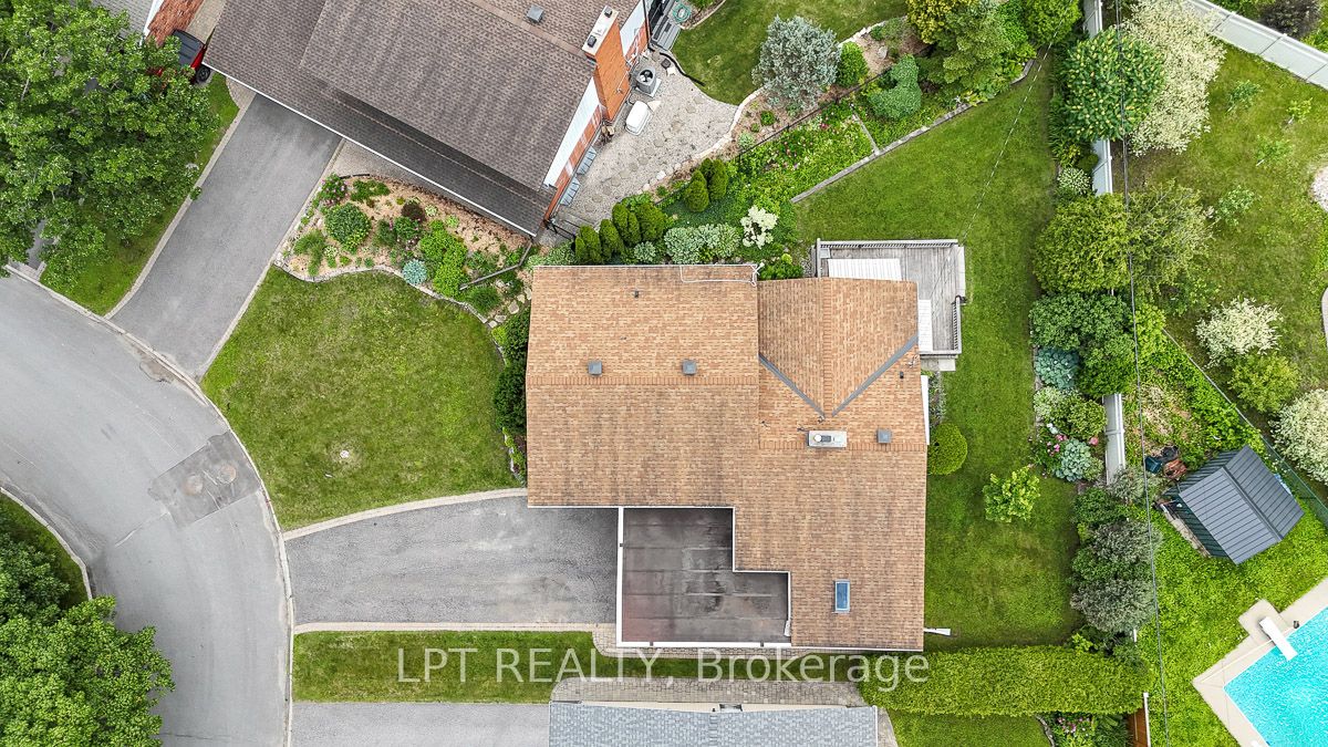 1772 Dunkirk Crescent, Alta Vista and Area, ON K1H 5T4 photo 3