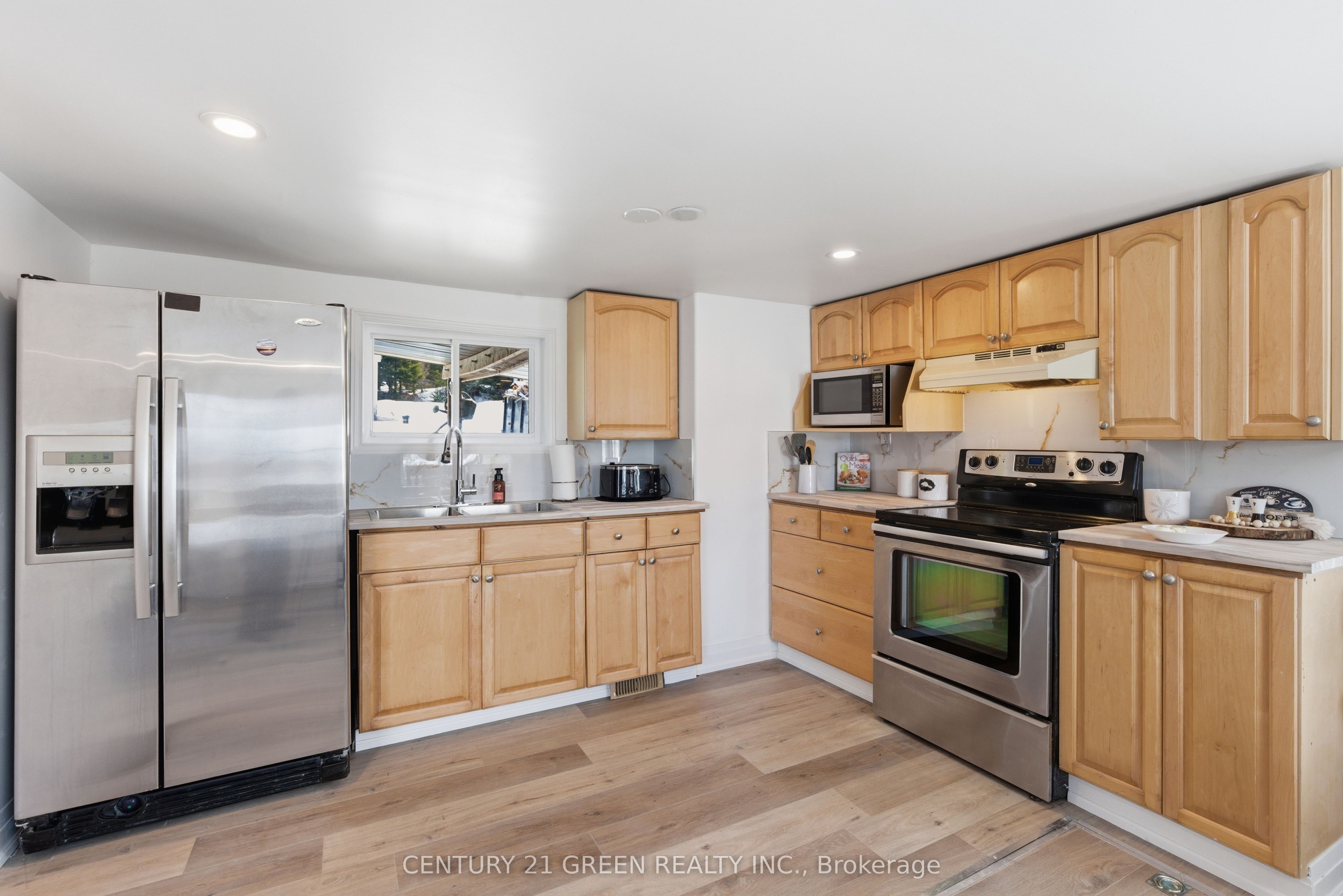 135 Village Street, Hastings Highlands, ON K0L 1C0 photo 5