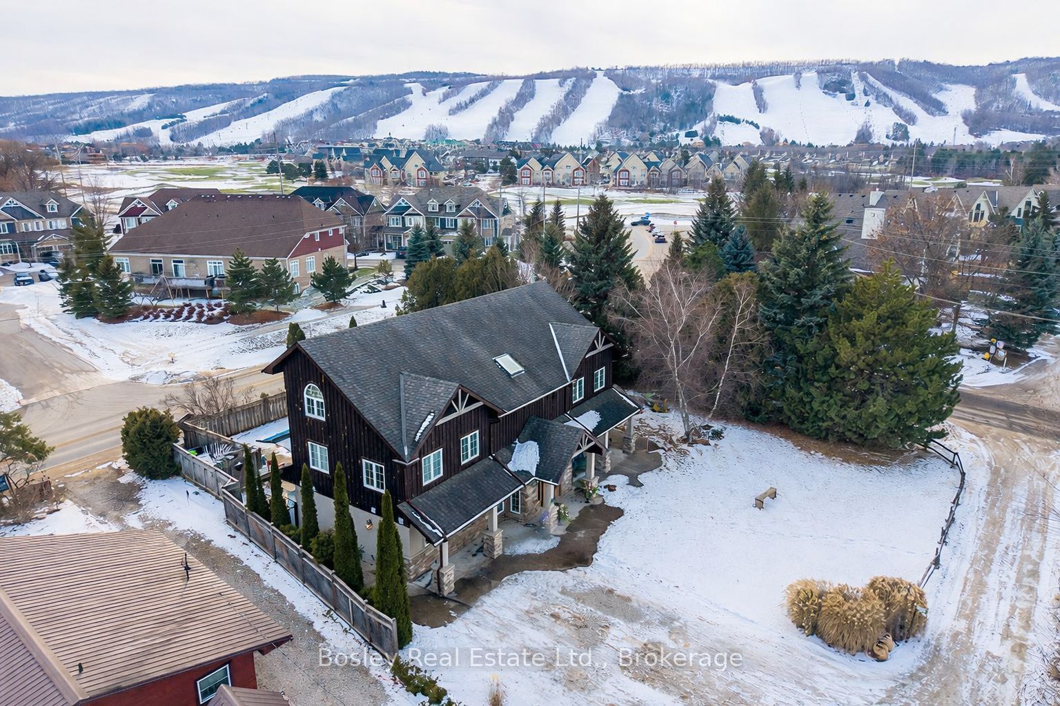 102 Ridgeview Drive N, Blue Mountains, ON L9Y 0L4 photo 2