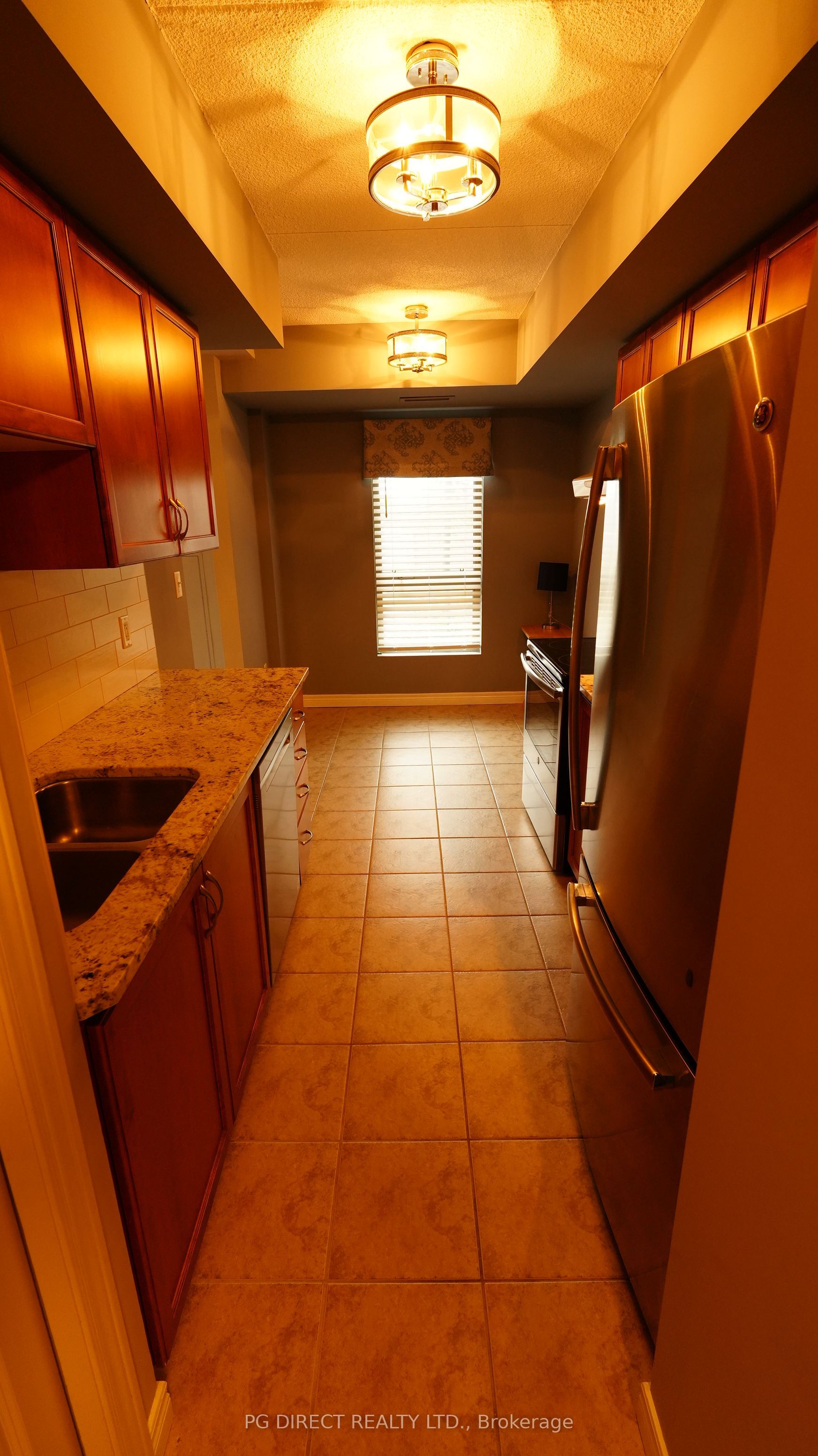 56 Kerman Avenue 105, Grimsby, ON L3M 0A1 photo 5