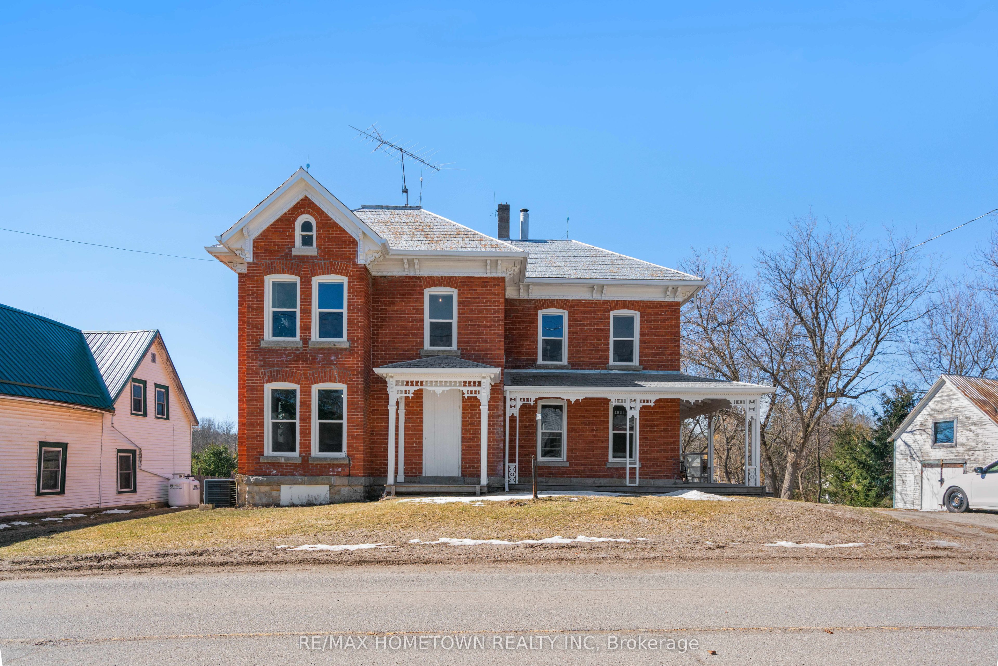 12 Kingston Street, Rideau Lakes, ON K0G 1E0