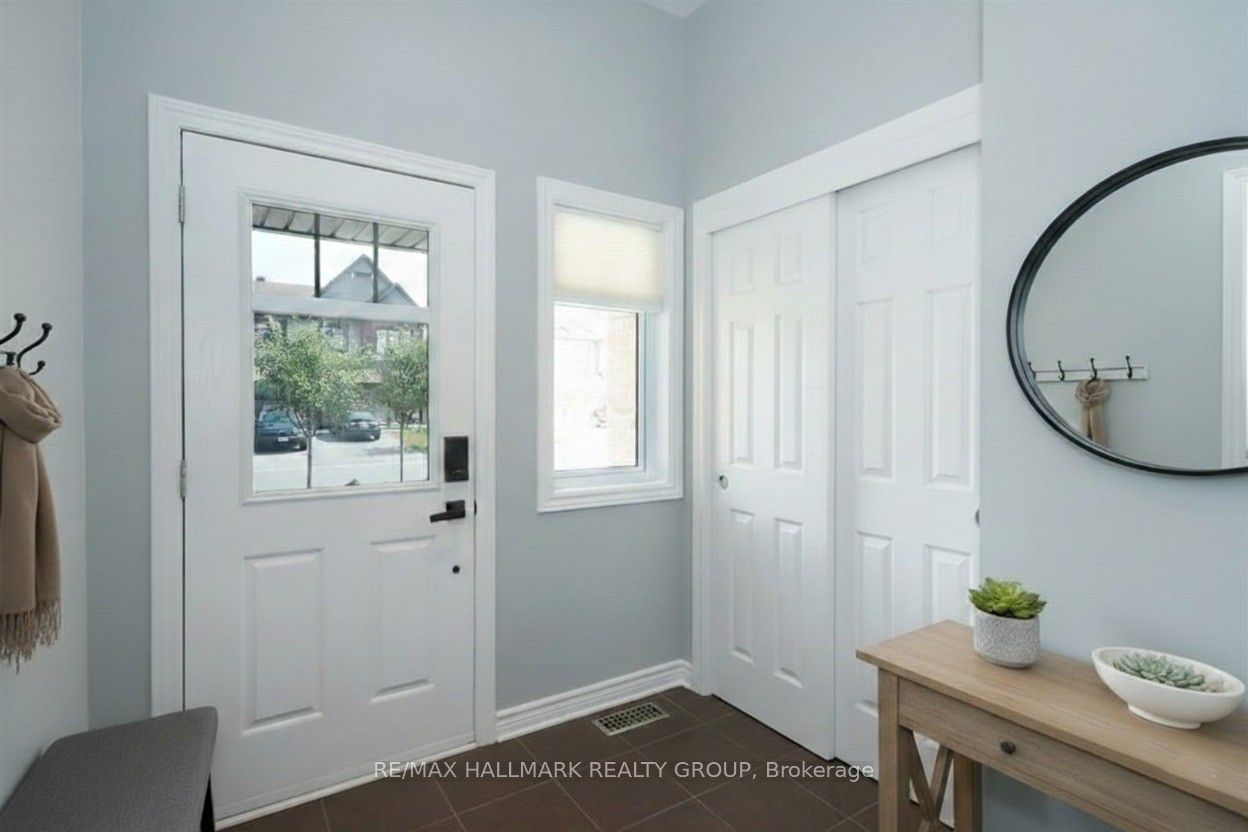 659 Petrichor Crescent, Orleans - Cumberland and Area, ON K4A 0Y4 photo 2