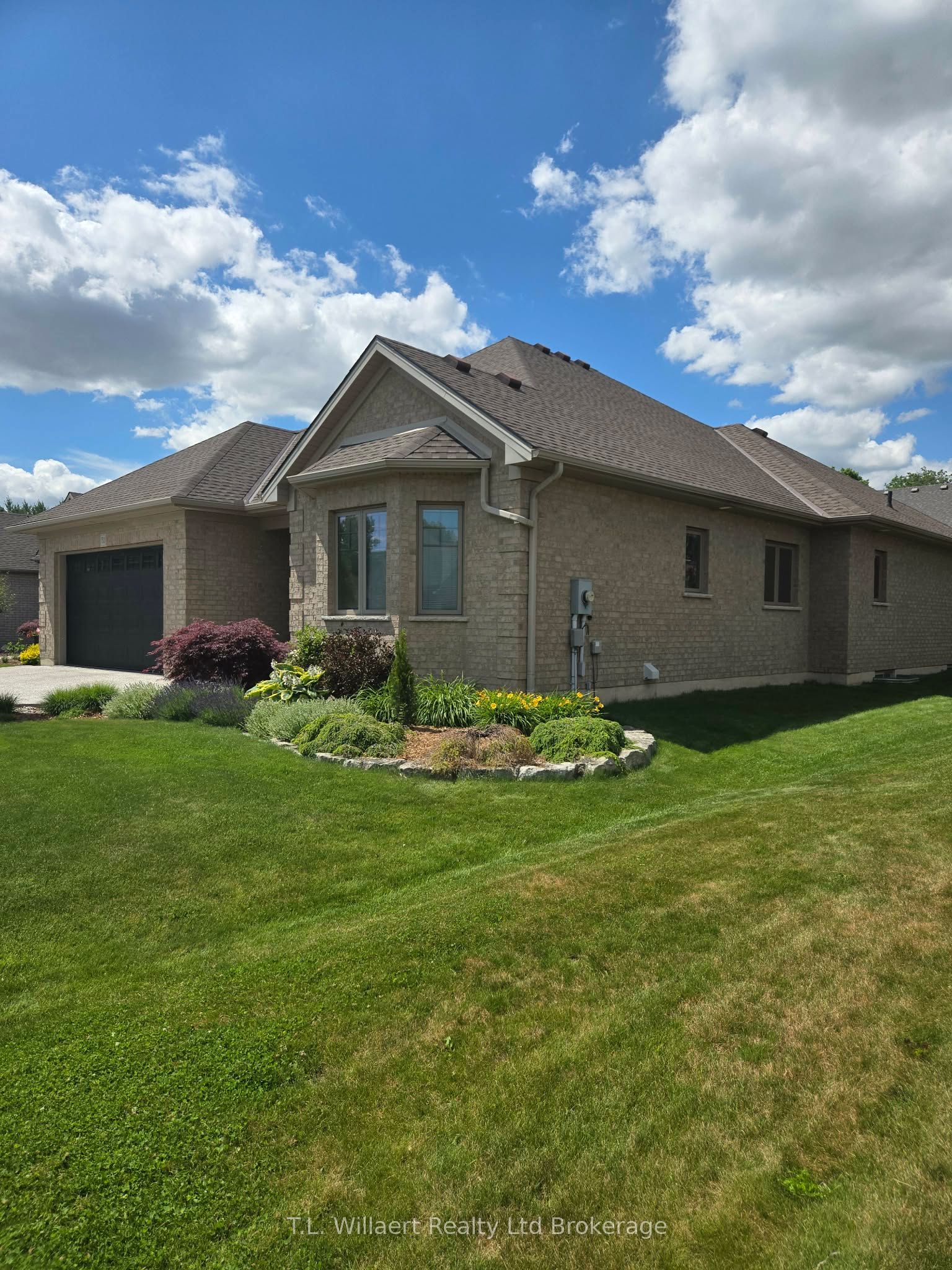 50 Wood Haven Drive, Tillsonburg, ON N4G 0A5