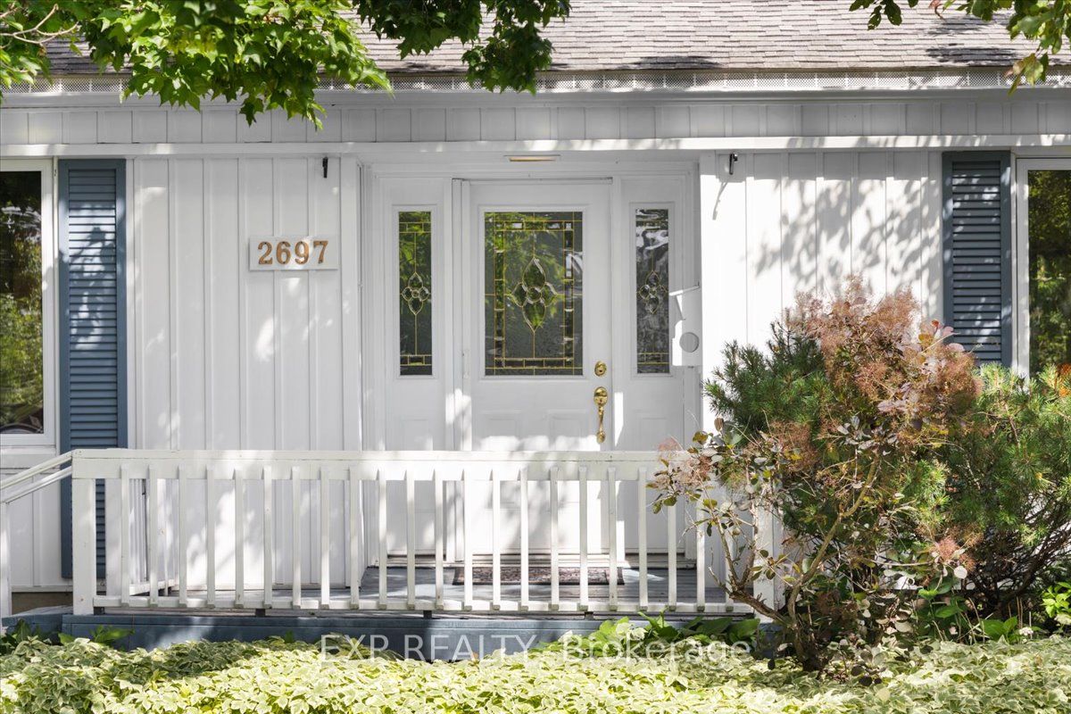 2697 Ulster Crescent, Billings Bridge - Riverside Park and Area, ON K1V 8J5 photo 3