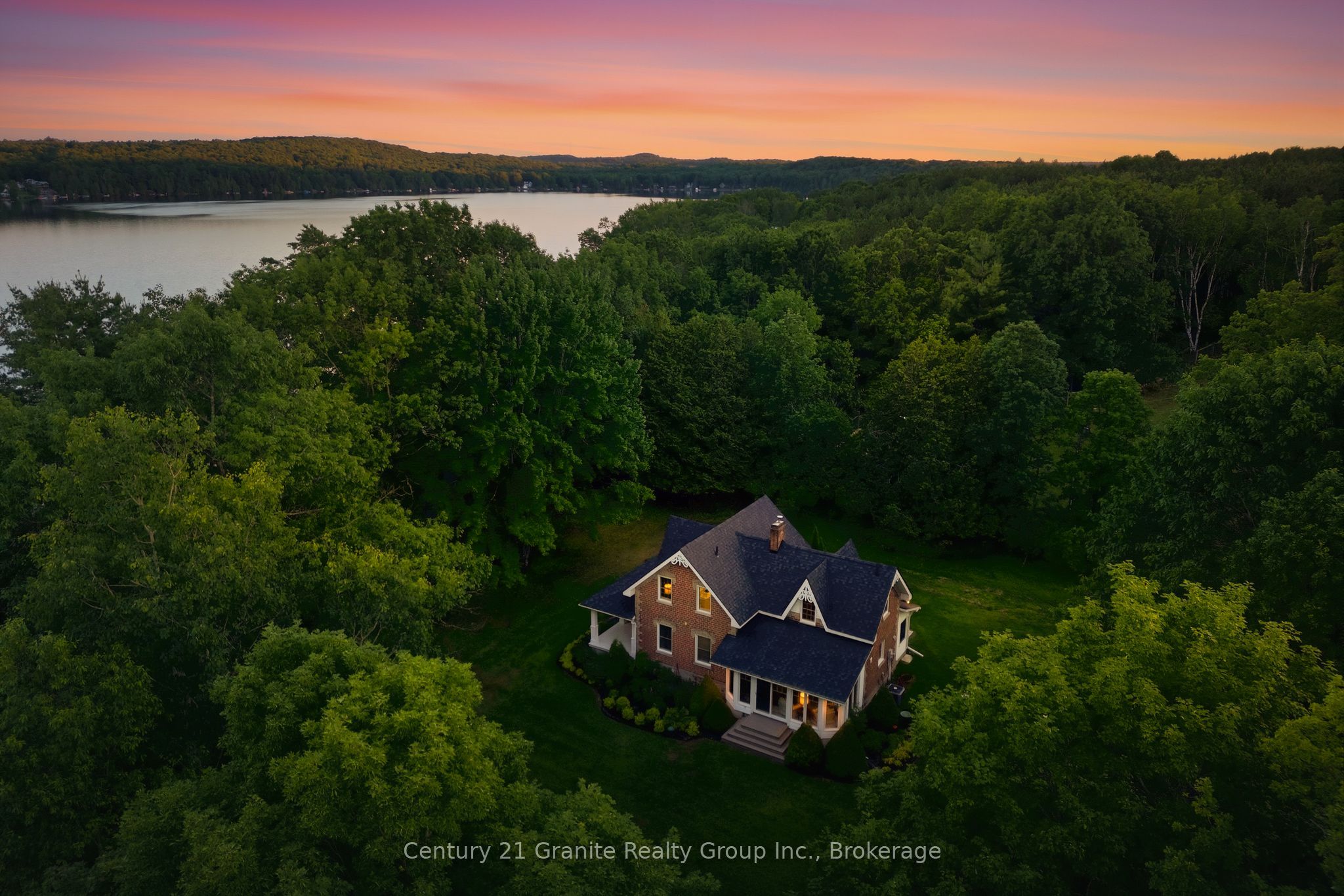 1515 North Shore Road, Algonquin Highlands, ON K0M 1S0