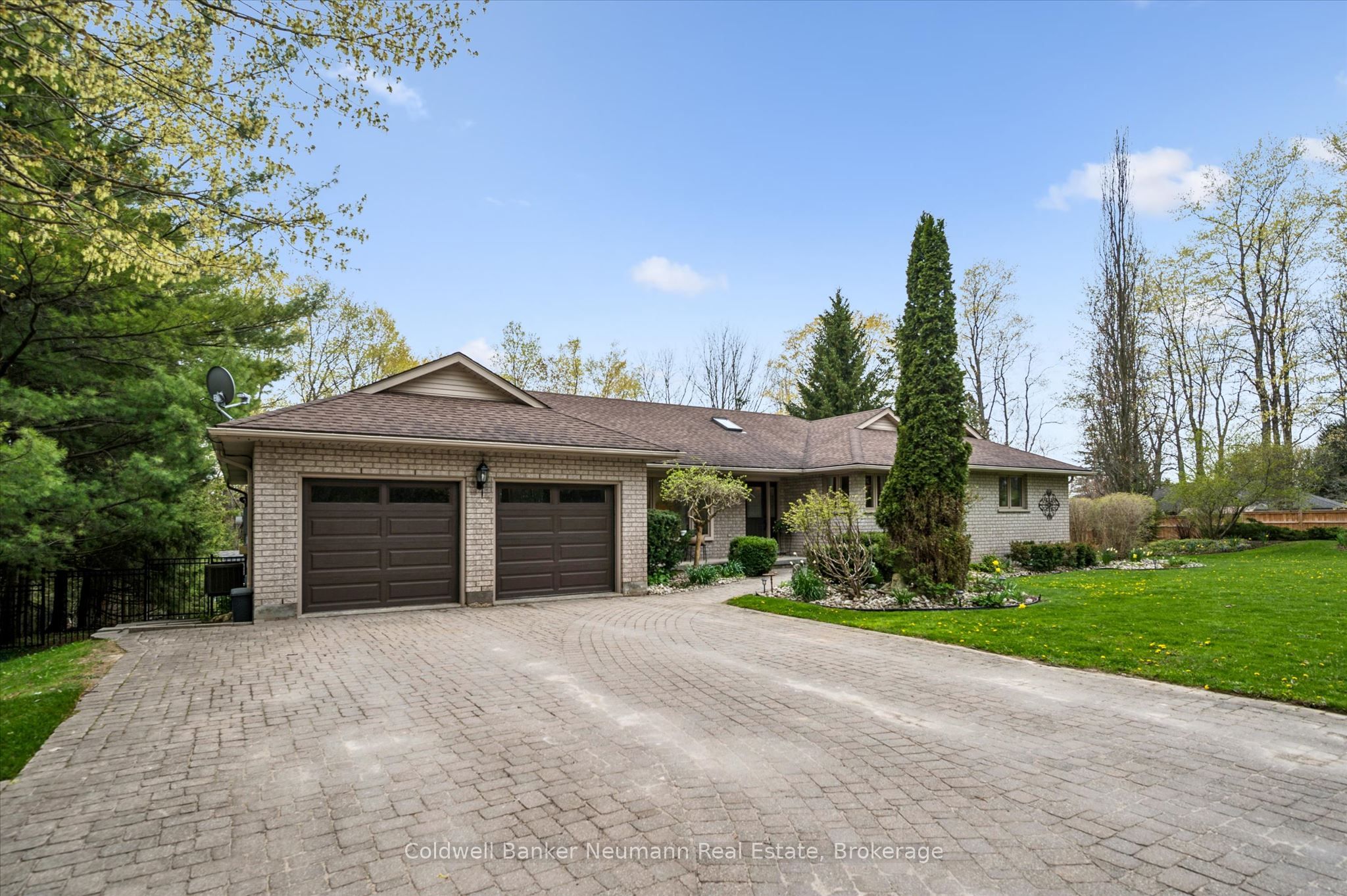 25 Riverview Drive, Centre Wellington, ON N0B 1S0 photo 4