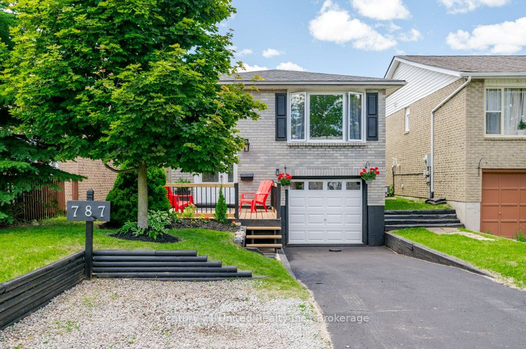 787 Mountain Ash Road, Peterborough, ON K9J 8K2 photo 2