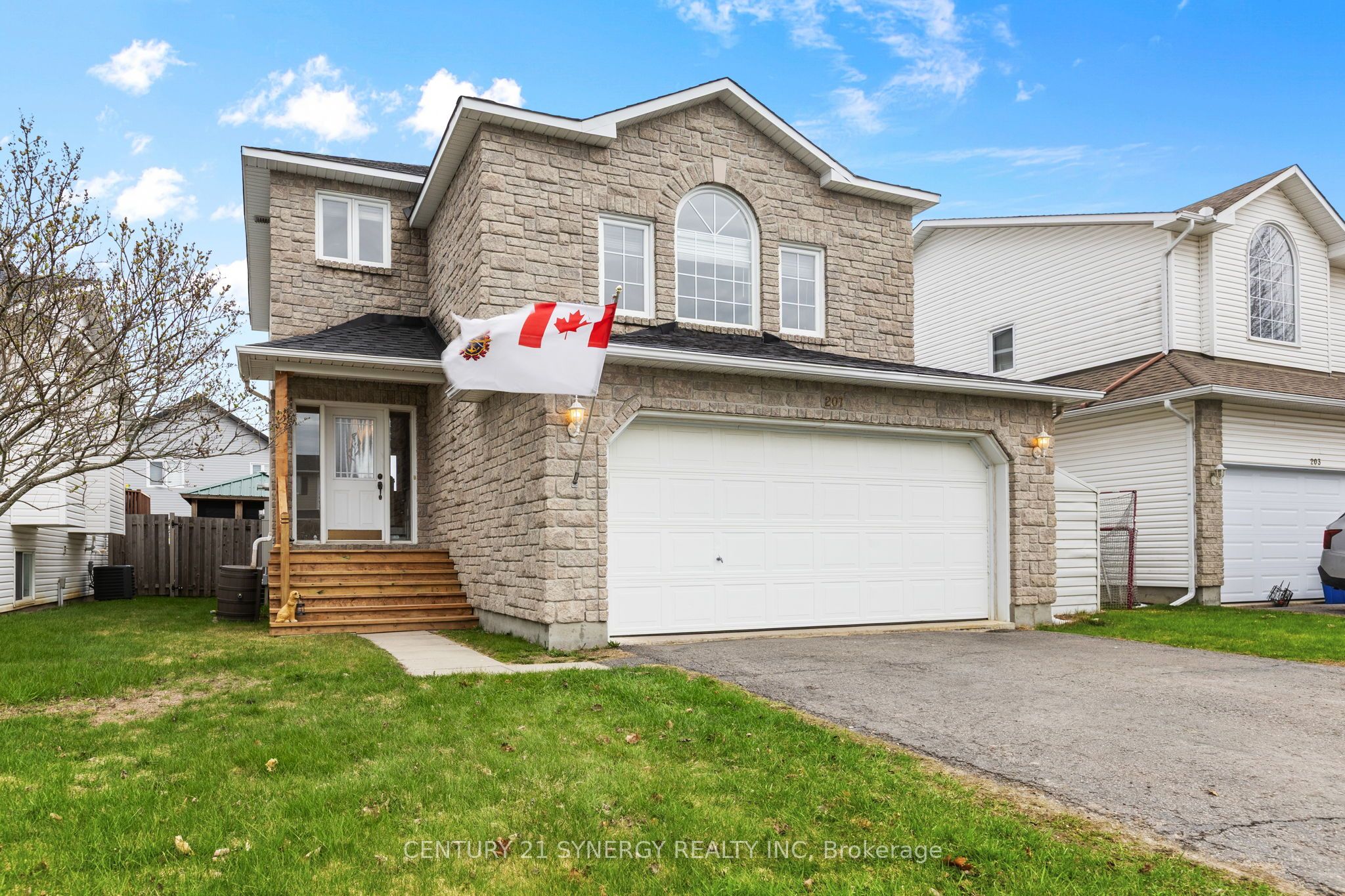 207 Stiver Street, Russell, ON K4R 1G9