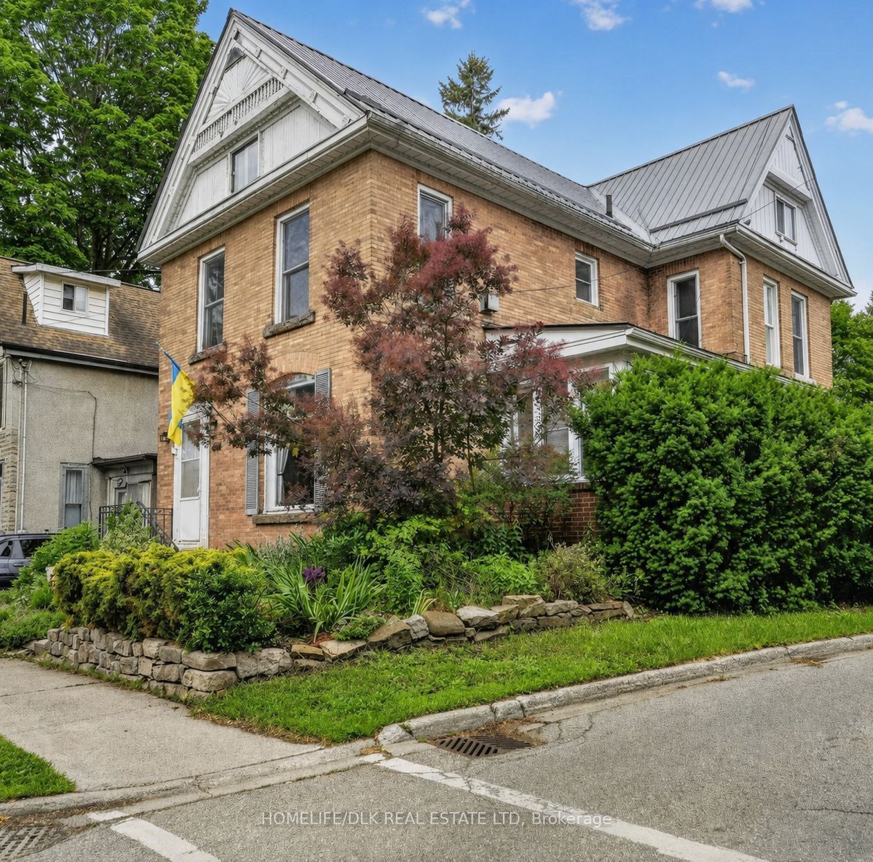 186 King Street E, Brockville, ON K6V 1C3 photo 2