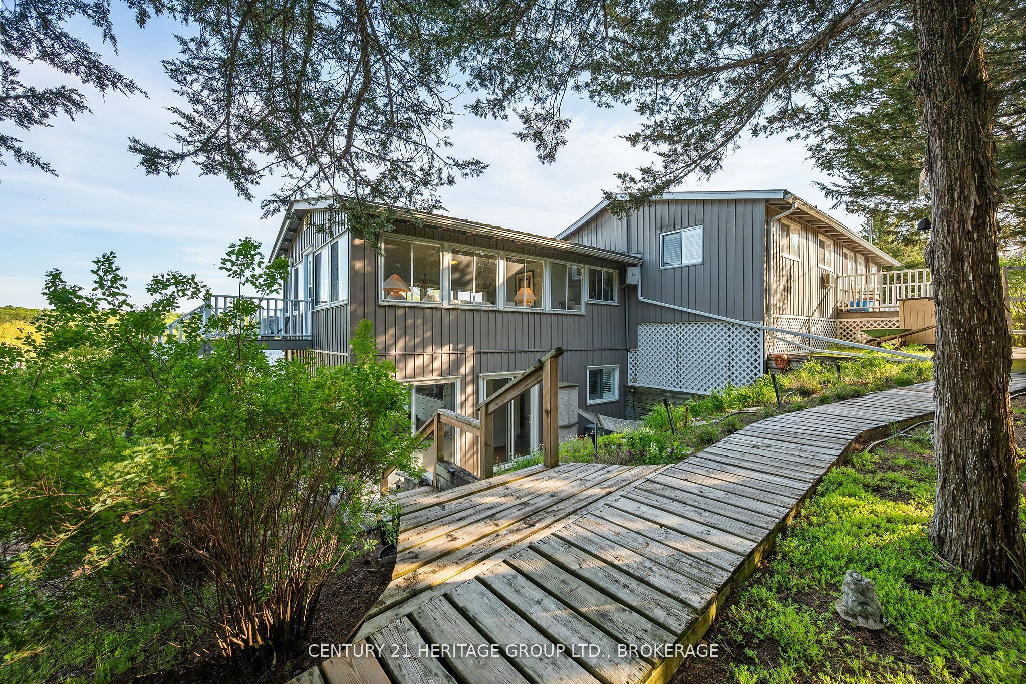 700 Tar Island Road, Leeds and the Thousand Islands, ON K6H 5R7 photo 4