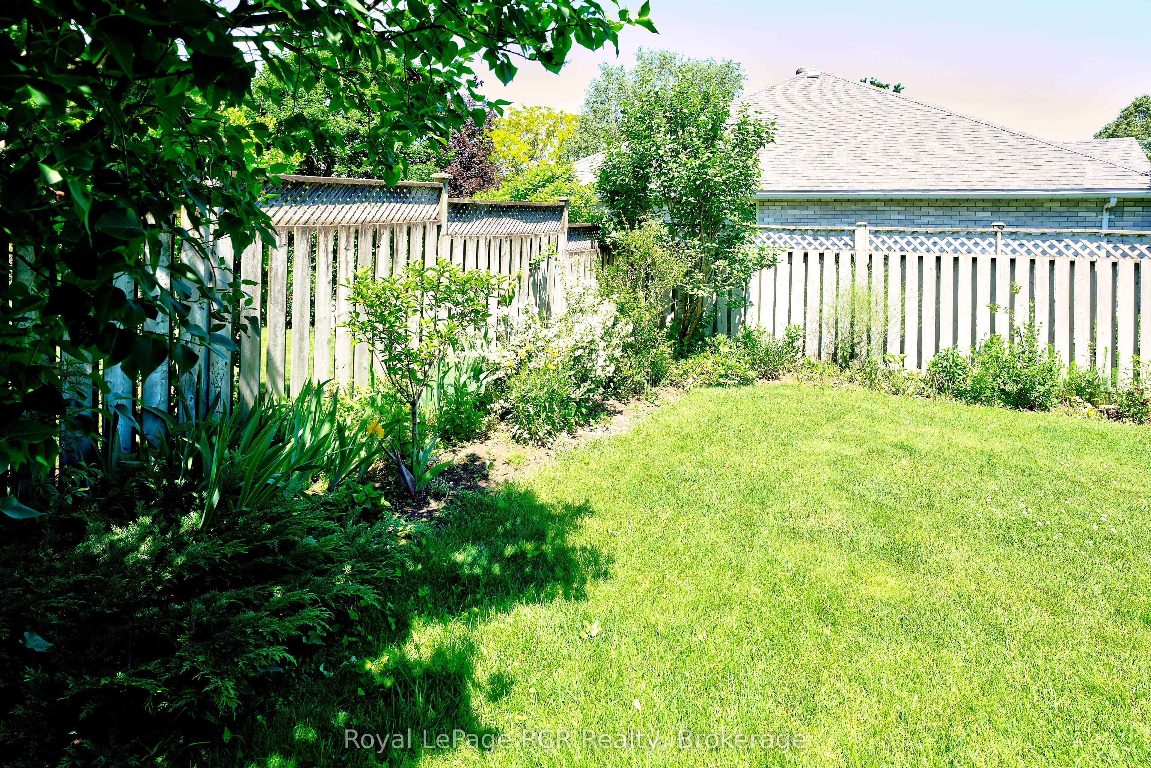 712 16th Street, Hanover, ON N4N 3M3 photo 4
