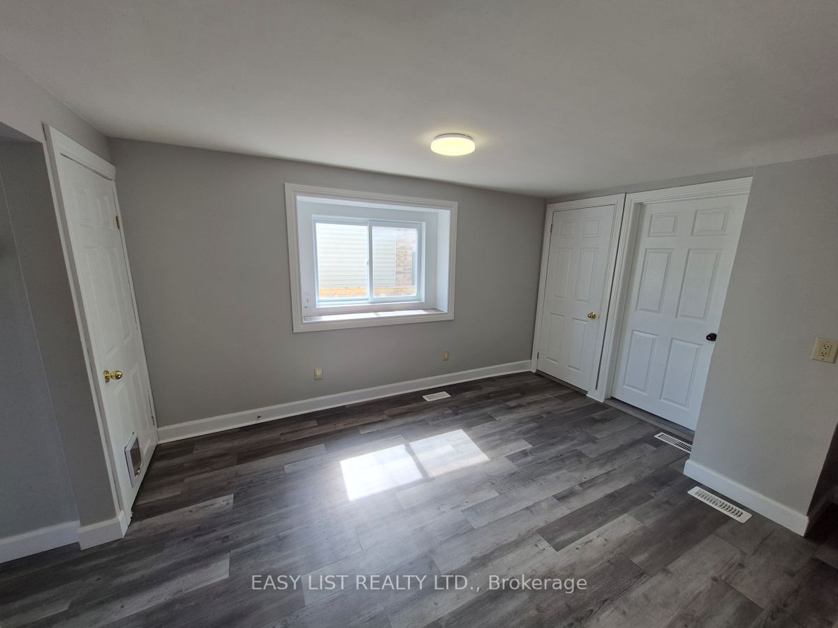 850 St Marys Street, Peterborough, ON K9J 4H5 photo 5