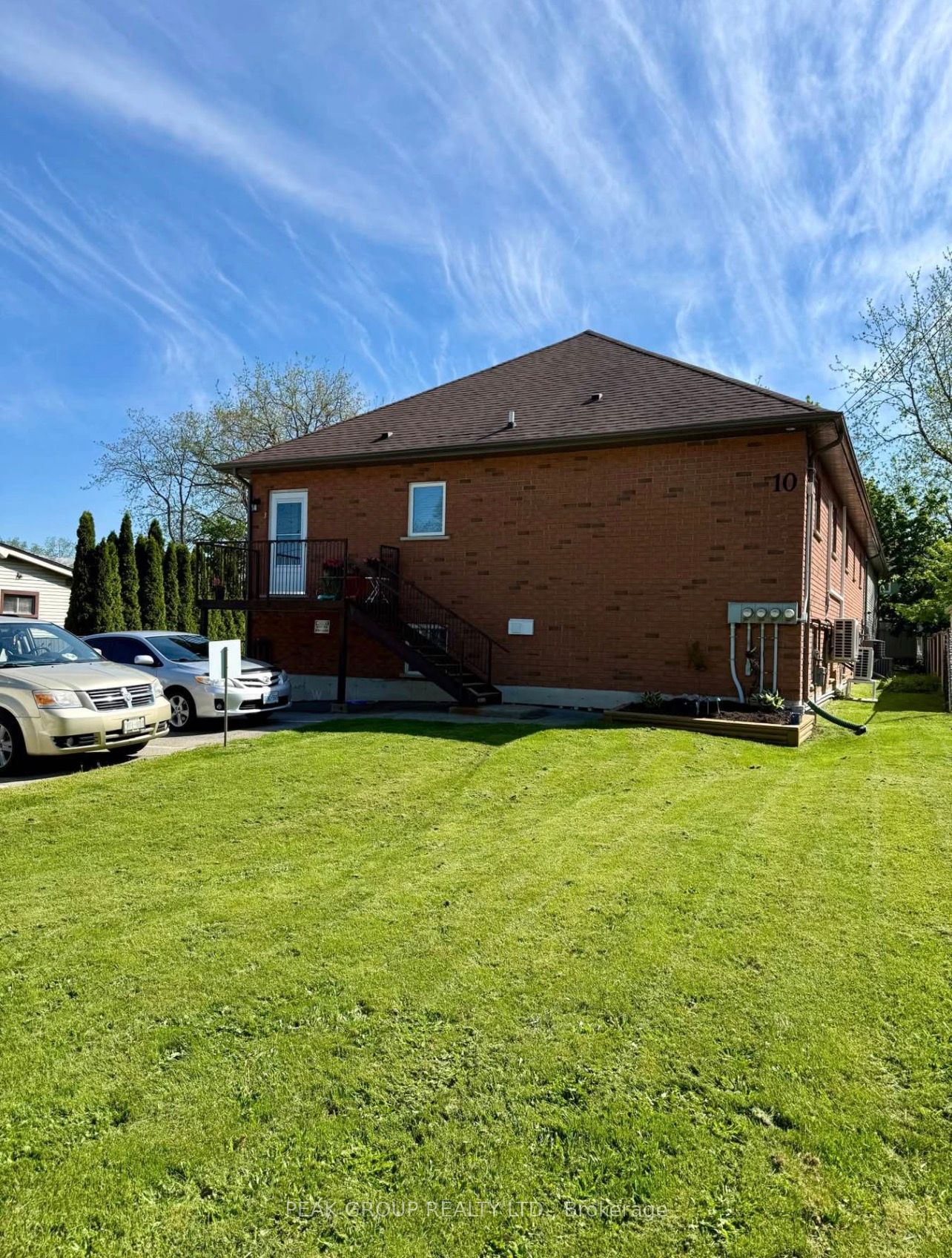 10 Carnegie Lane Unit 2, Grimsby, ON L3M 1Y1 photo 3