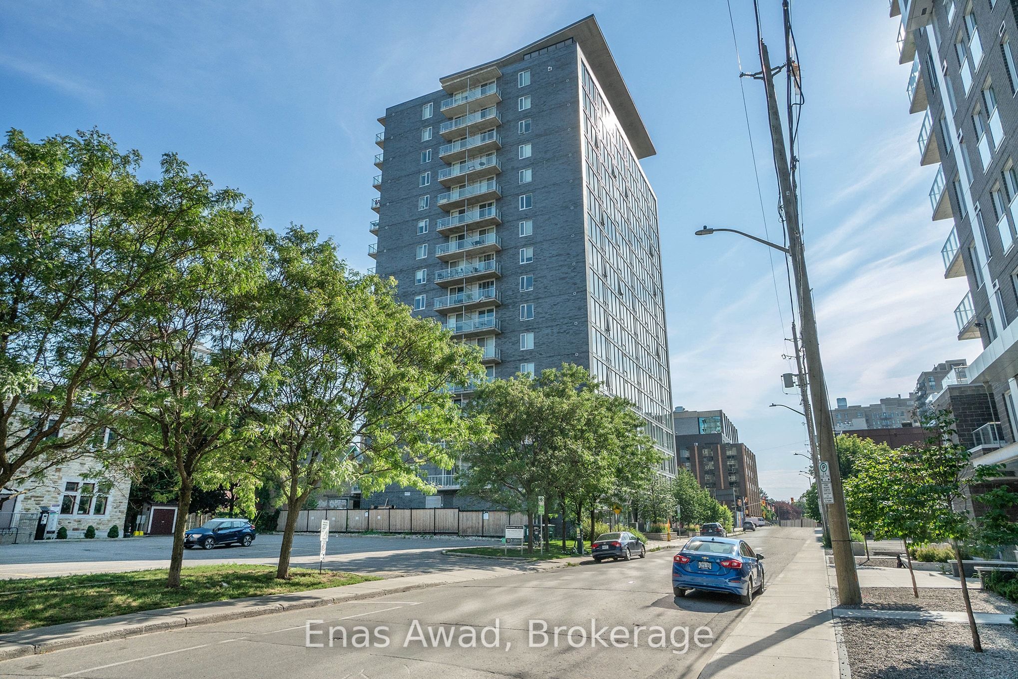 300 Lisgar Street 204, Ottawa Centre, ON K2P 0E2 photo 2