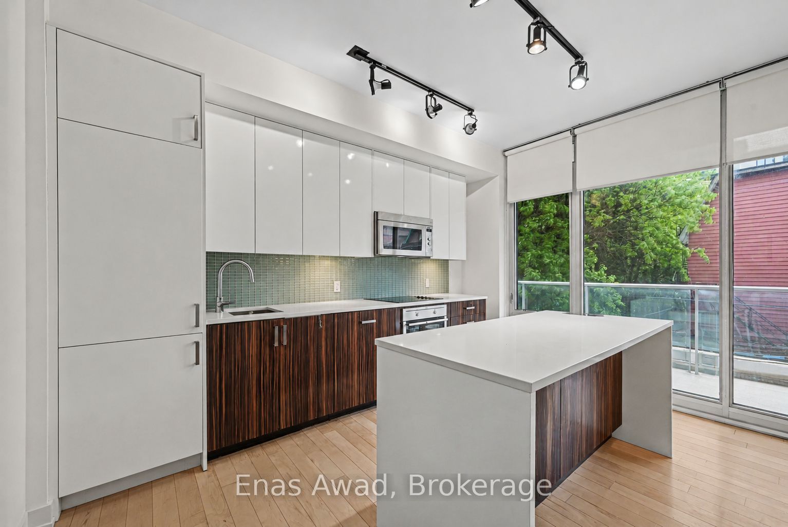 300 Lisgar Street 204, Ottawa Centre, ON K2P 0E2 photo 4