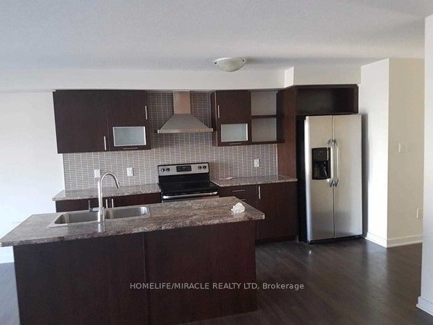 35 Sherway Street, Hamilton, ON L8J 0J4 photo 3