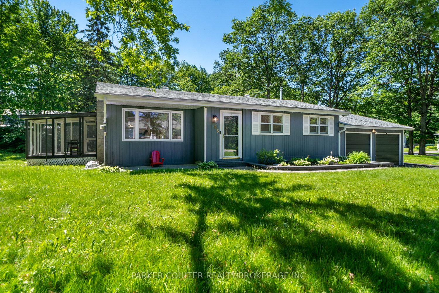 85 Evans Avenue W, Gravenhurst, ON P1P 1A6 photo 3