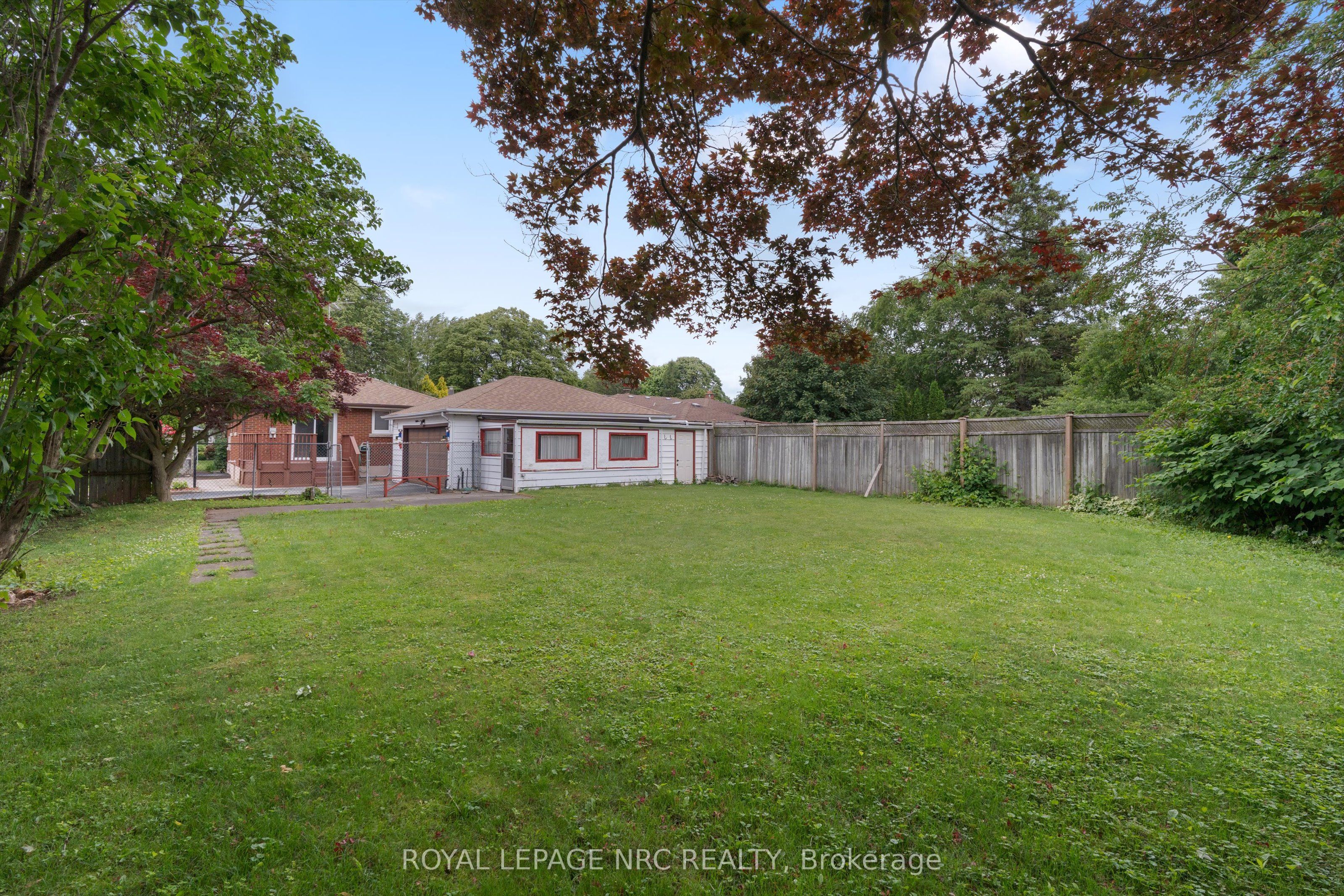 6502 Brock Street, Niagara Falls, ON L2J 1W3 photo 4