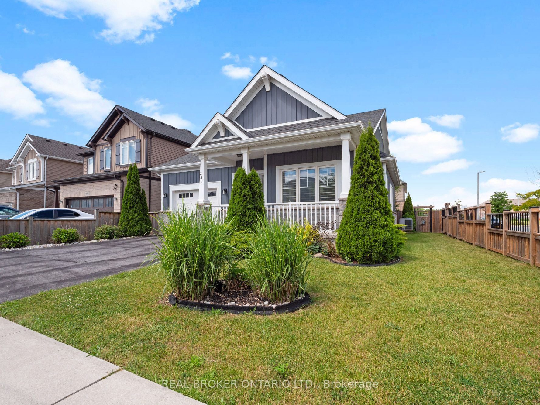 285 South Pelham Road, Welland, ON L3C 0E6 photo 4