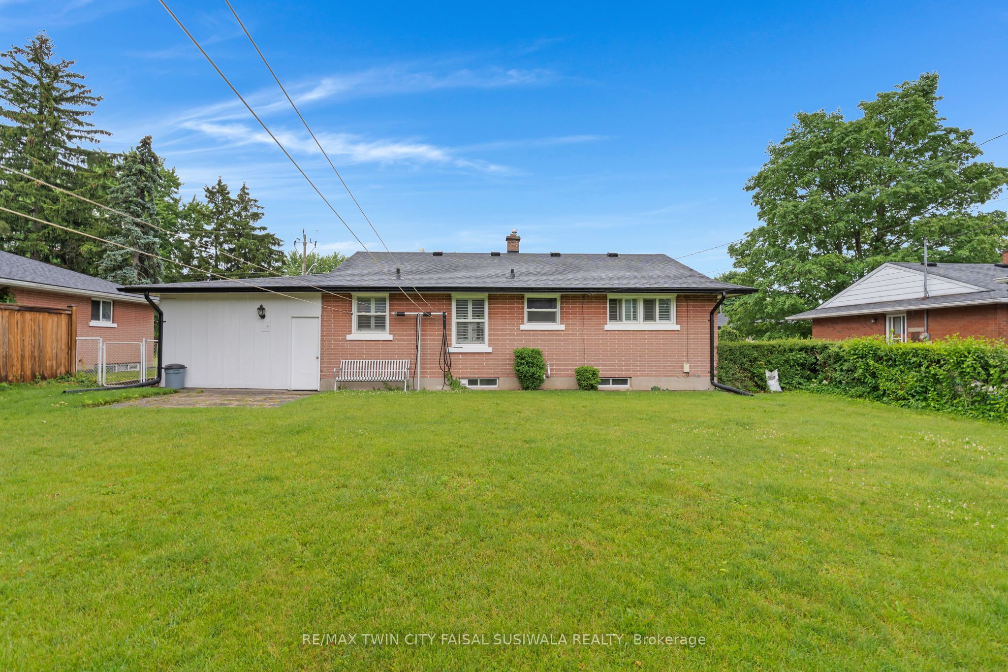 1410 Eleanor Avenue, Cambridge, ON N3H 4N2 photo 3