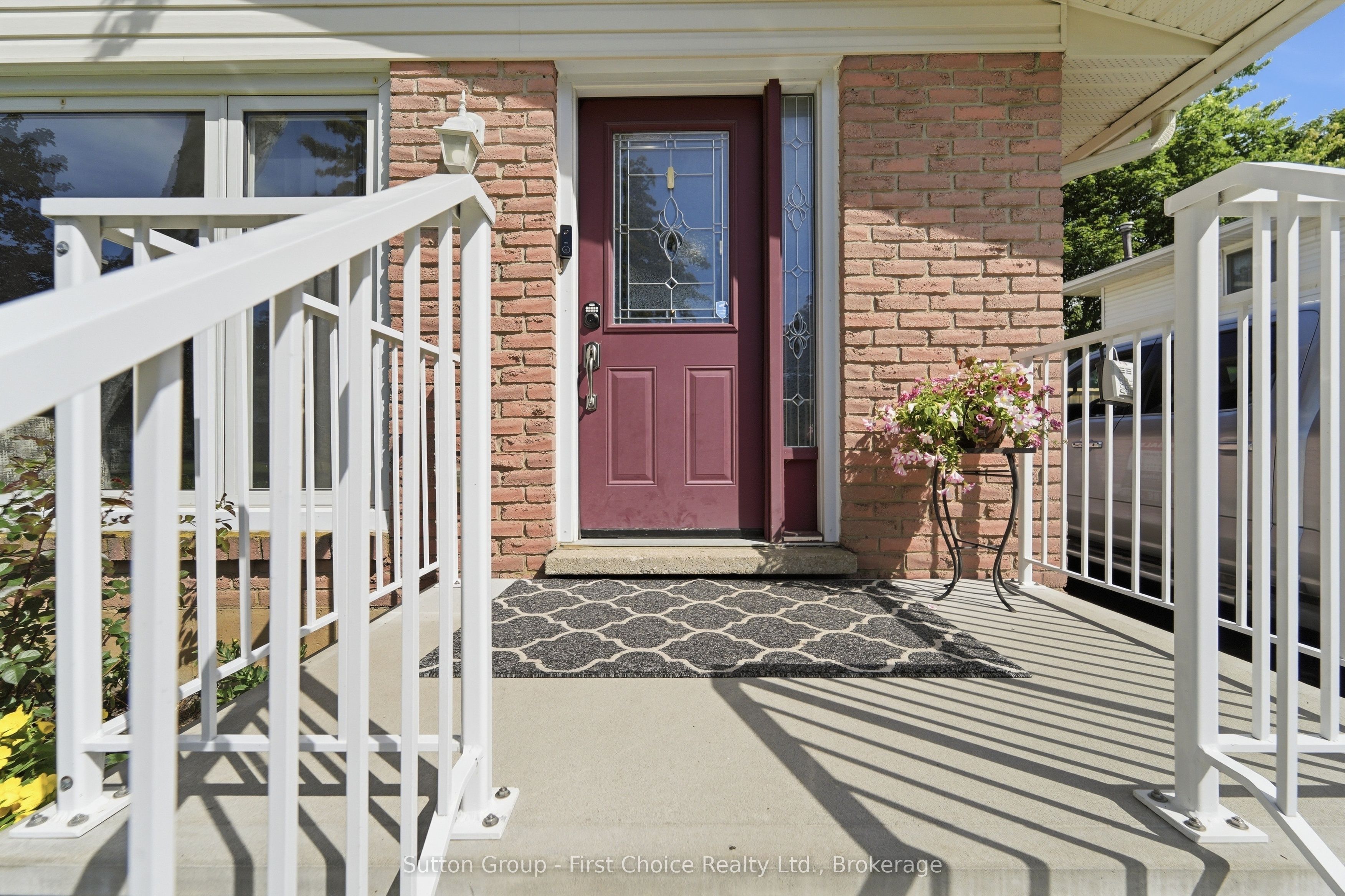 72 Avonwood Drive W, Stratford, ON N4Z 1B4 photo 4