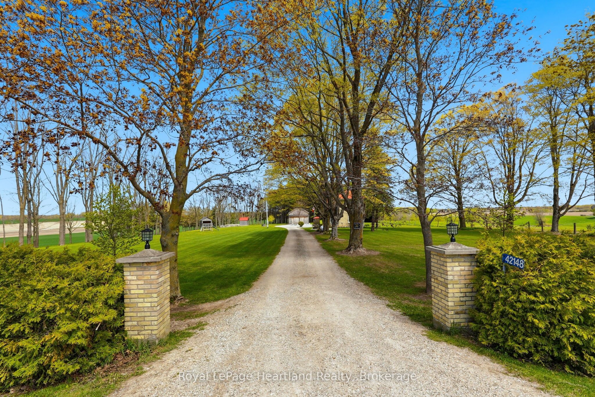 42148 Salem Road, Morris Turnberry, ON N0G 2W0 photo 3