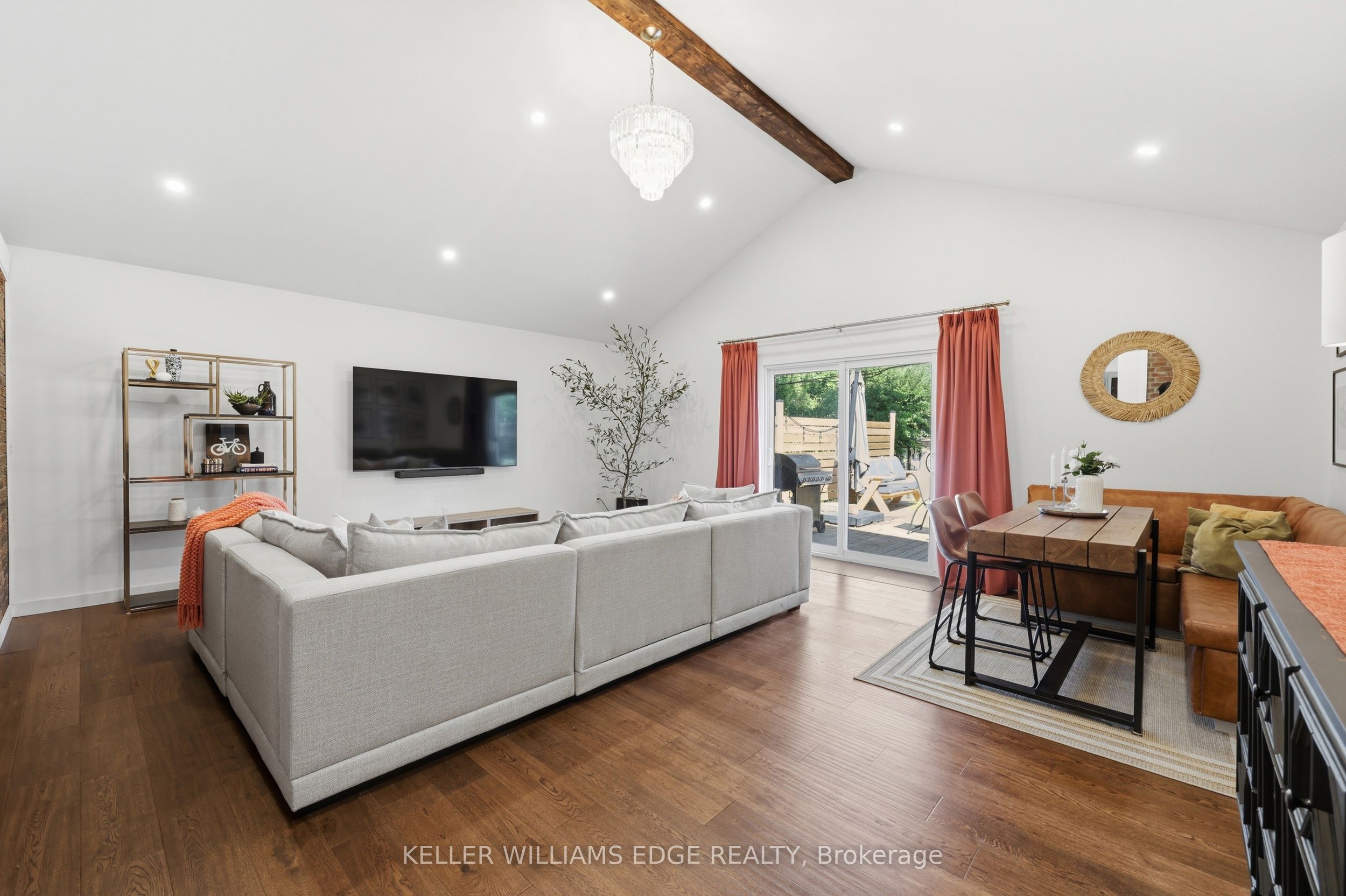 153 West 28th Street, Hamilton, ON L9C 5B1