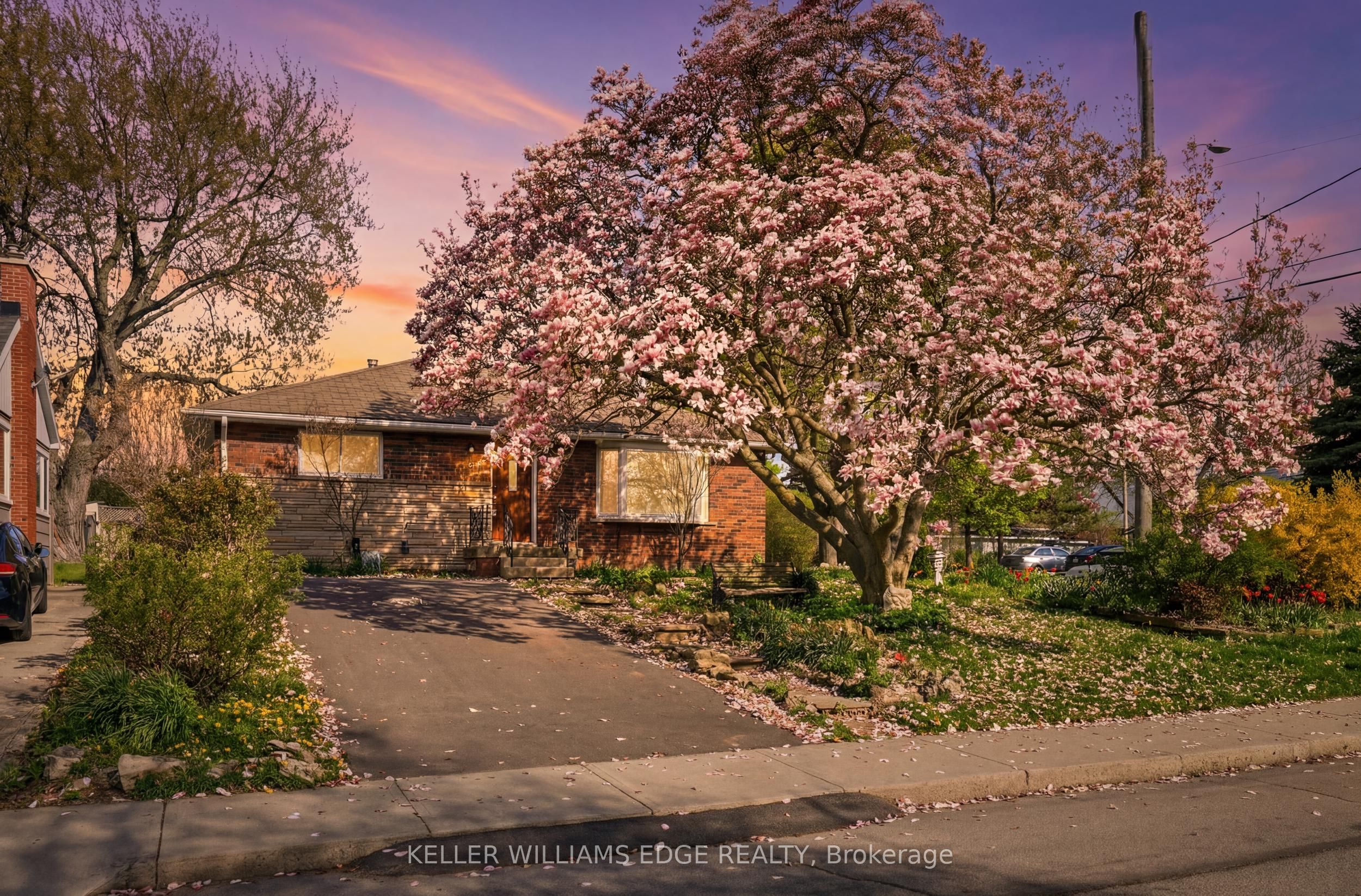 153 West 28th Street, Hamilton, ON L9C 5B1 photo 2