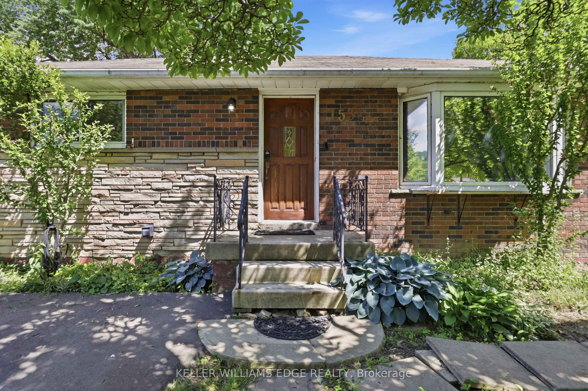 153 West 28th Street, Hamilton, ON L9C 5B1 photo 3