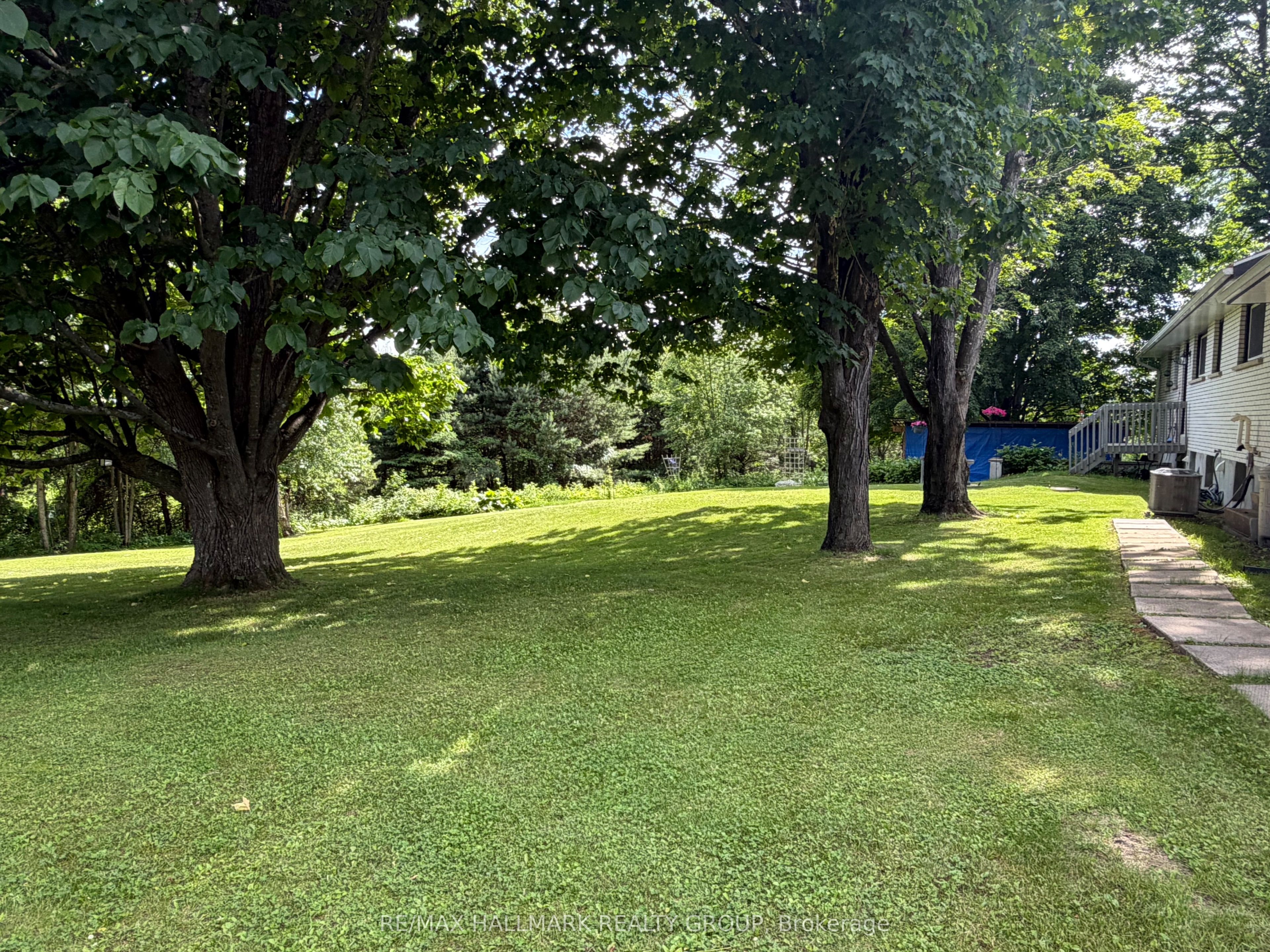 9950 Round Lake Road, Laurentian Valley, ON K8A 0K5 photo 4