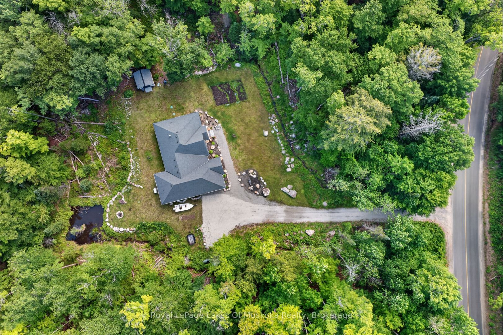 1129 North Portage Road, Lake of Bays, ON P1H 2J6 photo 3