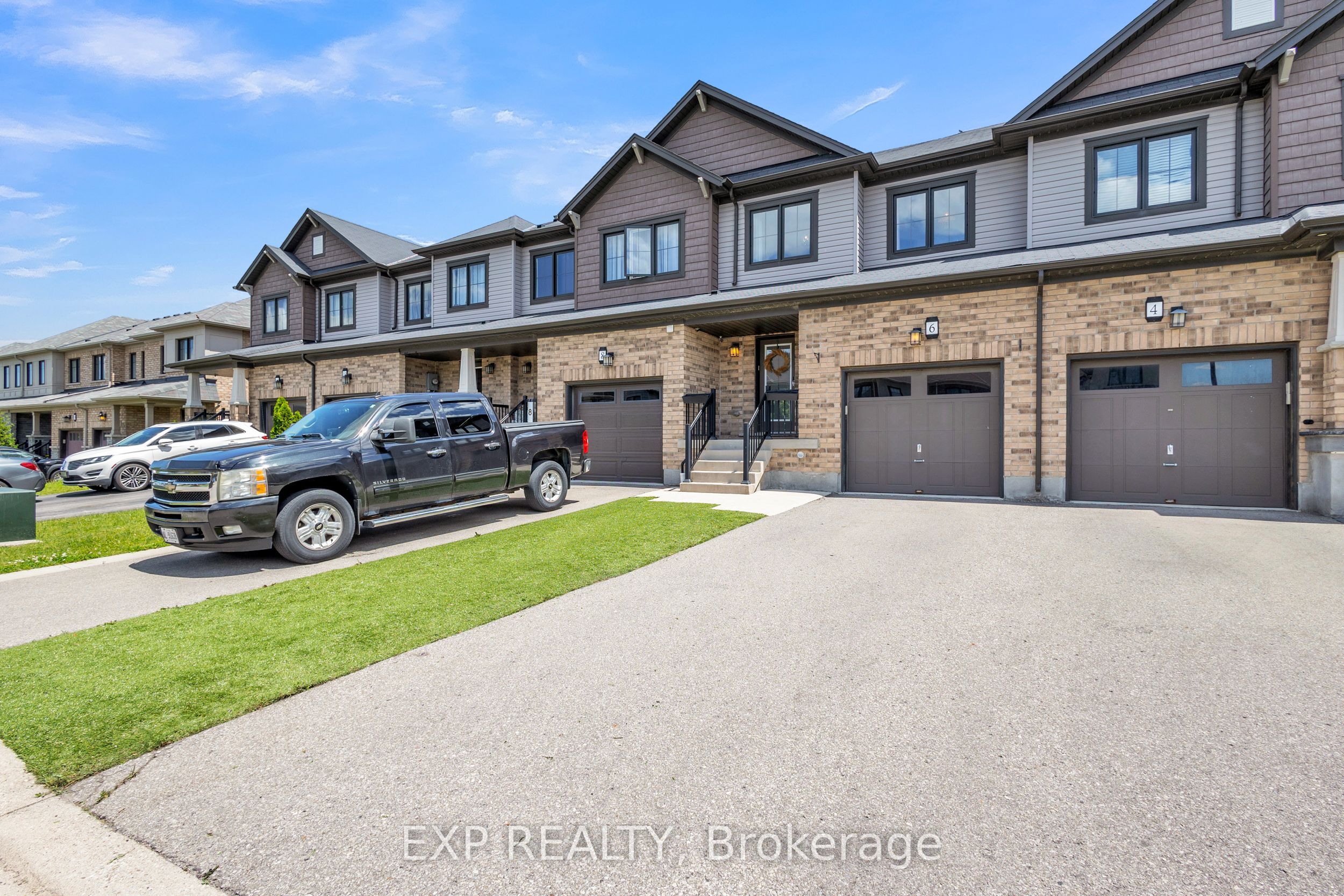 6 Sherway Street, Hamilton, ON L8J 0J4