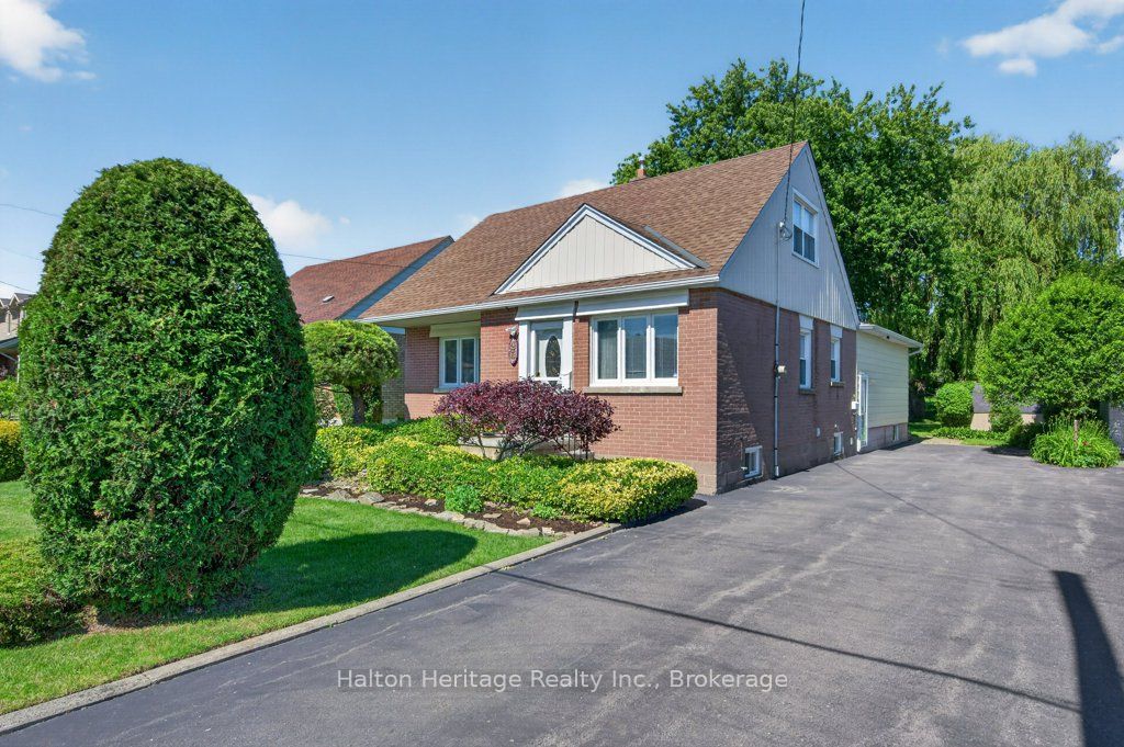 476 East 37th Street, Hamilton, ON L8V 4B9 photo 3