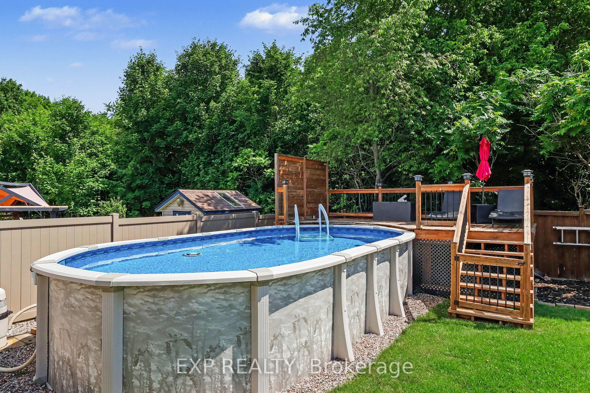 212 Jasper Crescent, Clarence-Rockland, ON K4K 0A3 photo 3