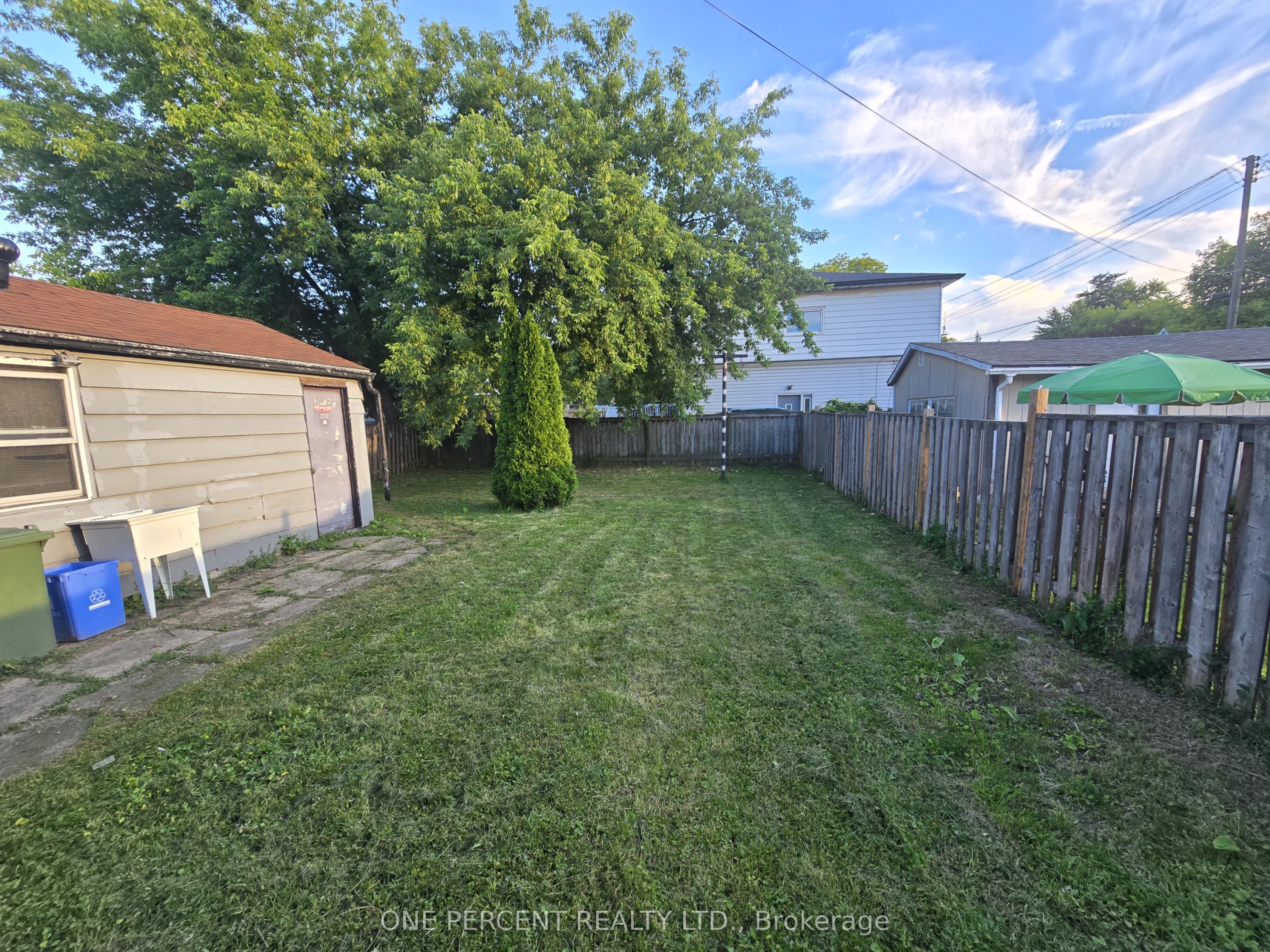 536 Queensdale Avenue E, Hamilton, ON L8V 1L2 photo 4