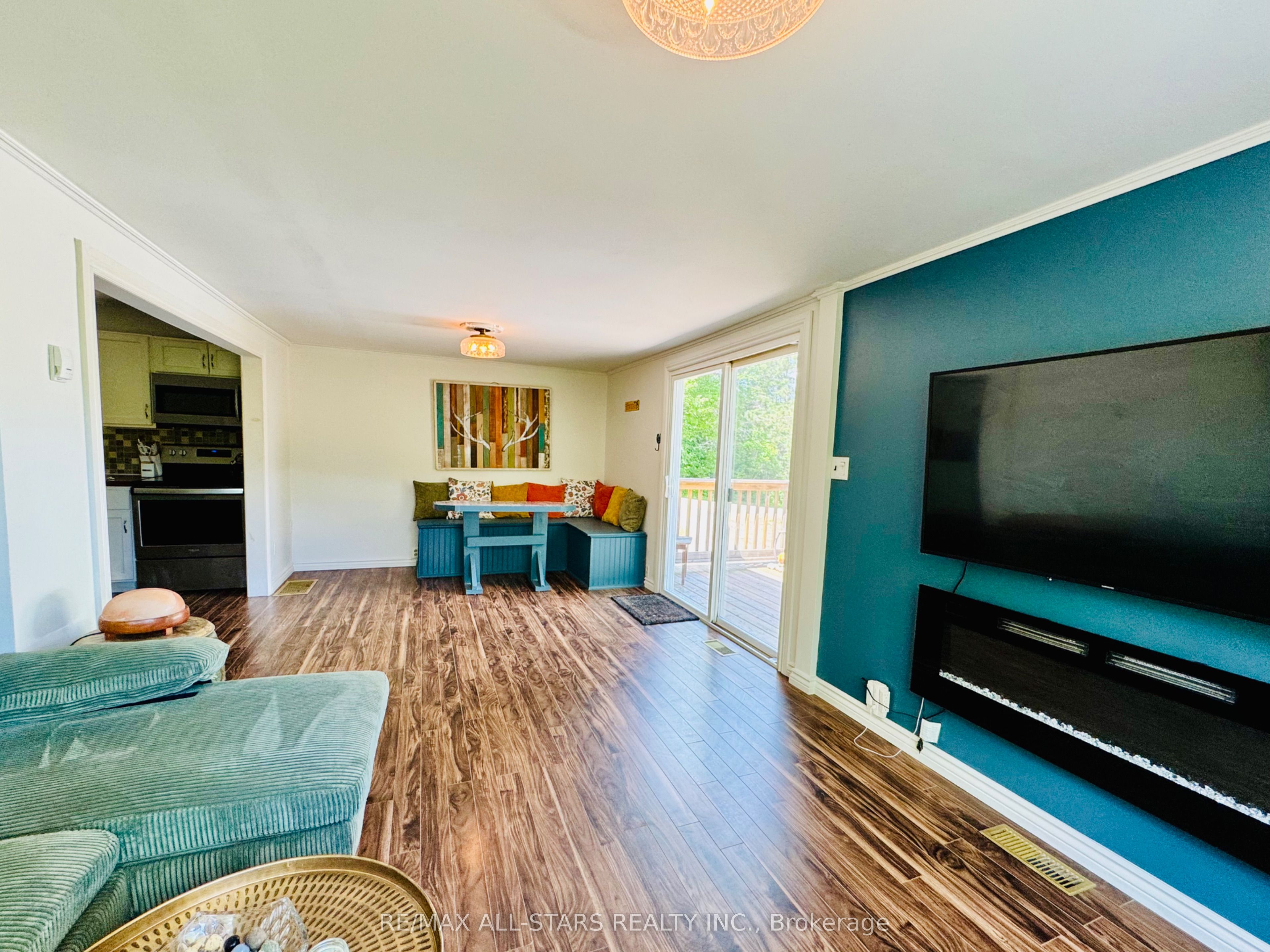 9 Pritchard Road, Hastings Highlands, ON K0J 1L0 photo 3
