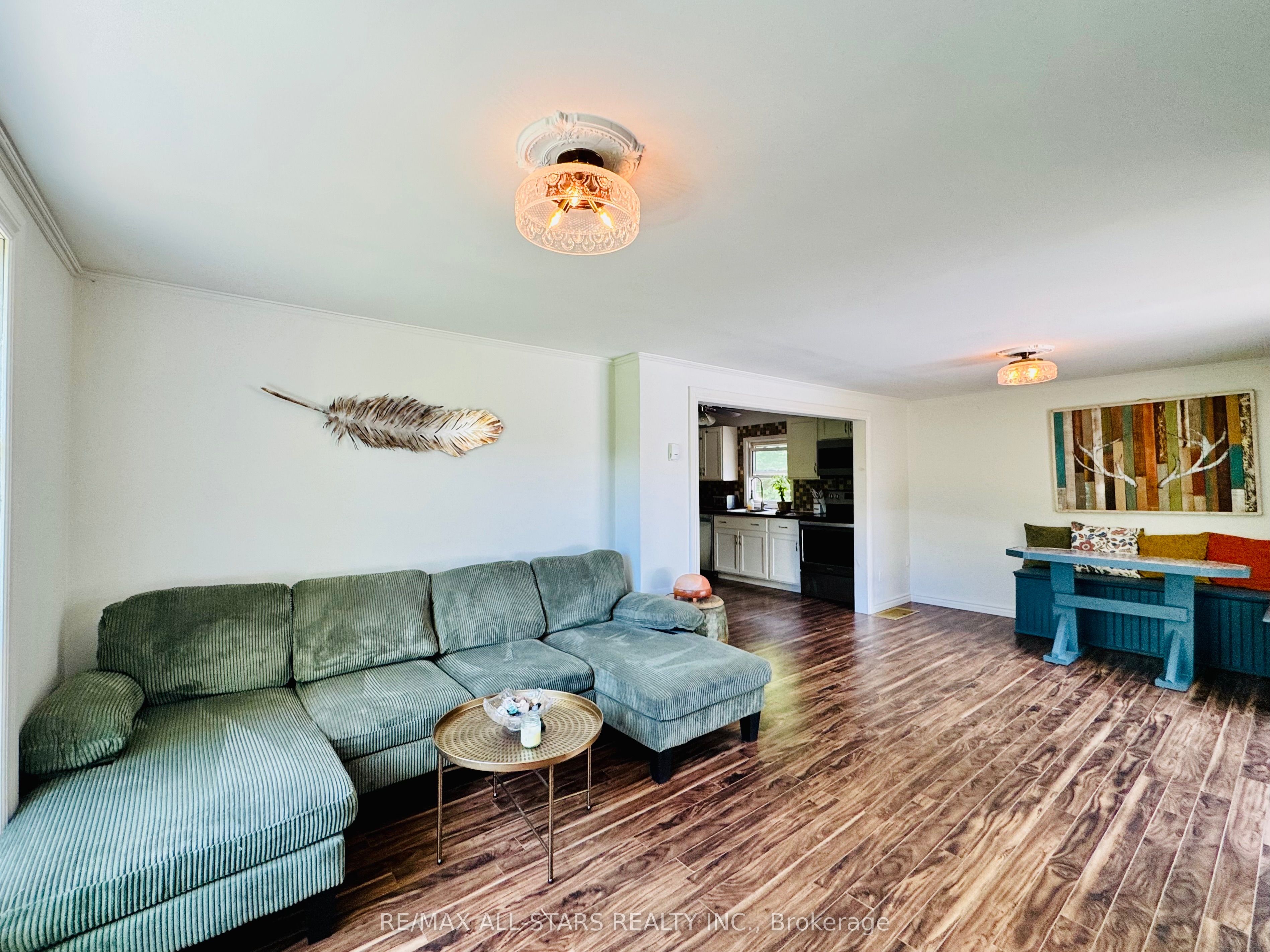 9 Pritchard Road, Hastings Highlands, ON K0J 1L0 photo 4
