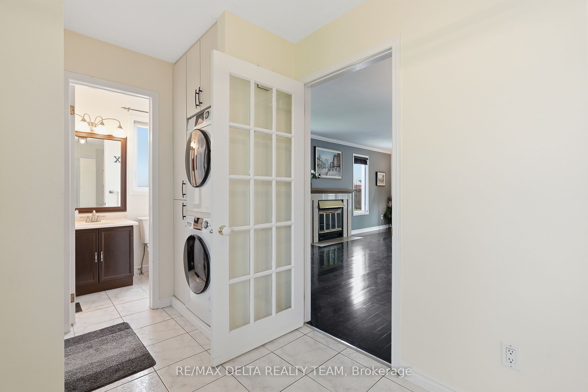 310 Mceachern Crescent, Orleans - Cumberland and Area, ON K1E 3K2 photo 4