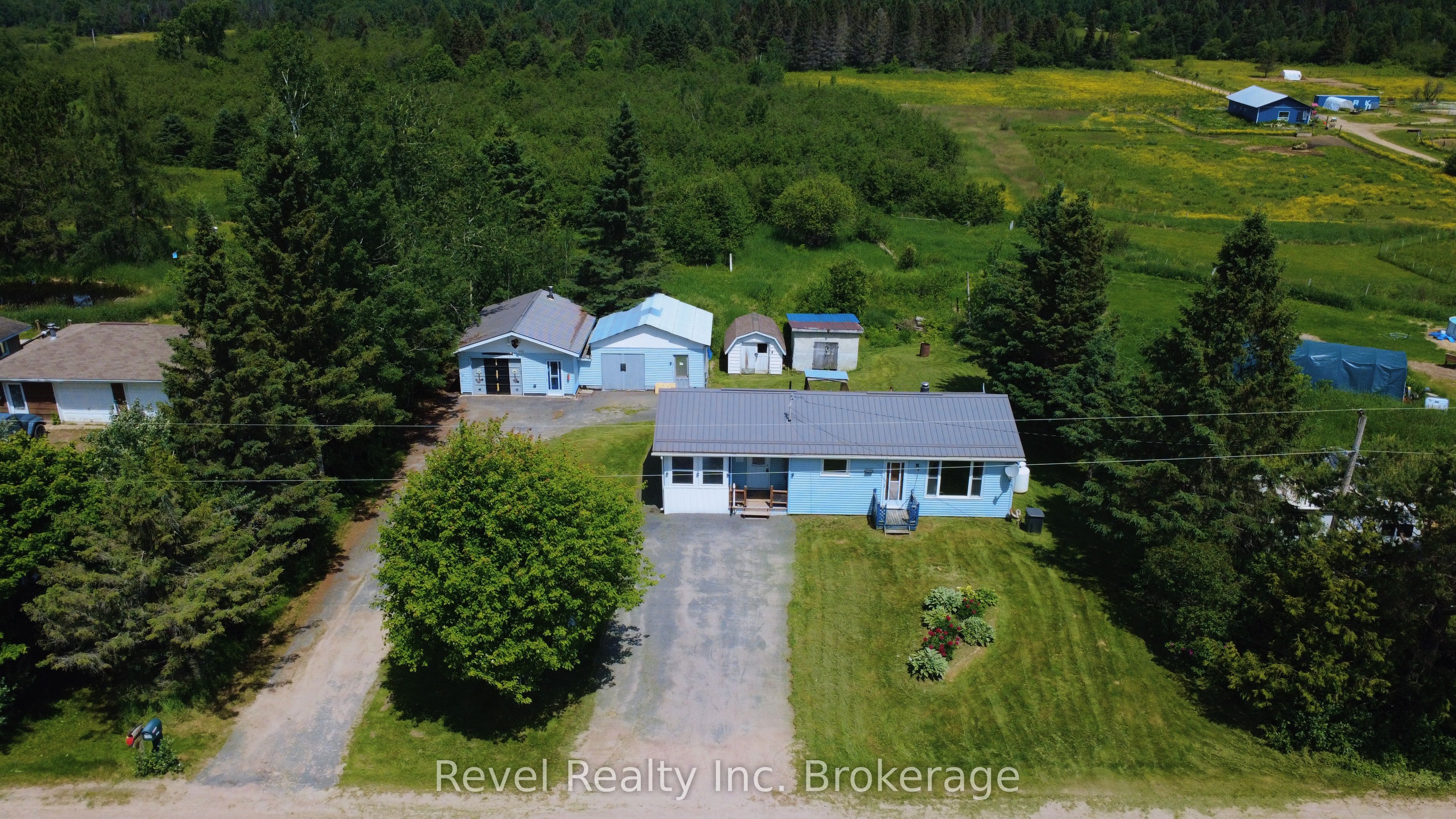 2816 Chiswick Line, Chisholm, ON P0H 1Z0 photo 3