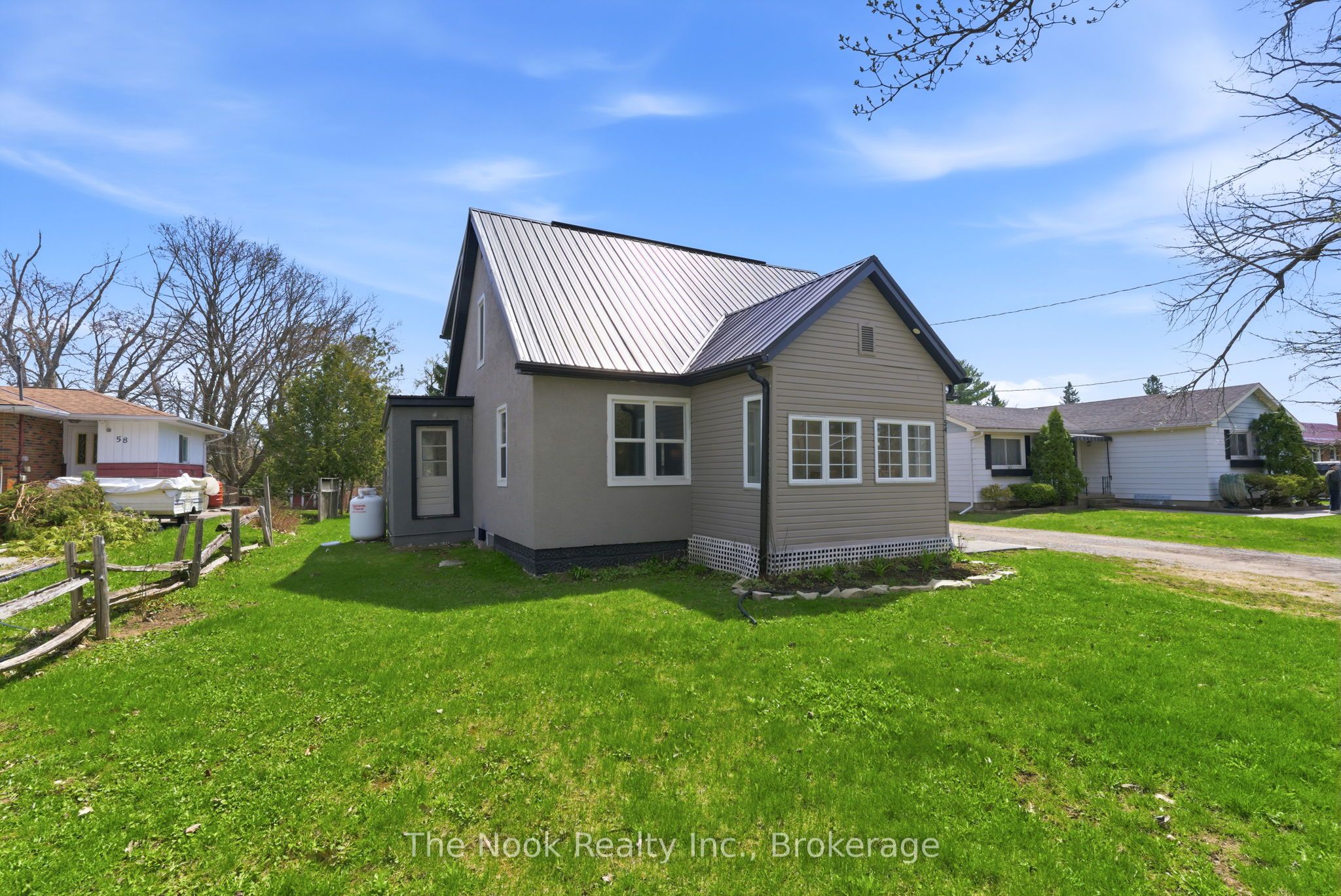 54 Clifton Street, Kawartha Lakes, ON K0M 1N0