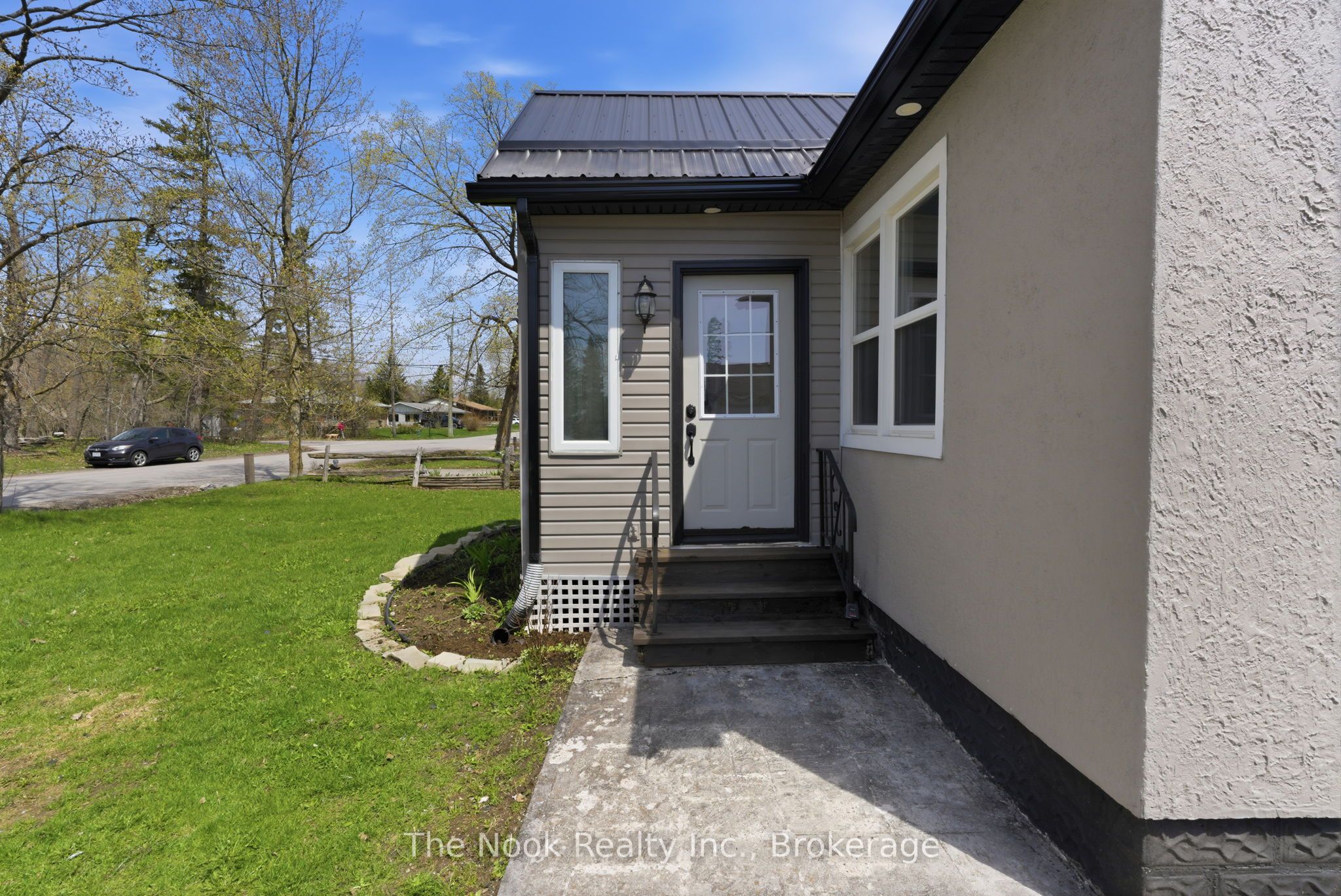 54 Clifton Street, Kawartha Lakes, ON K0M 1N0 photo 3